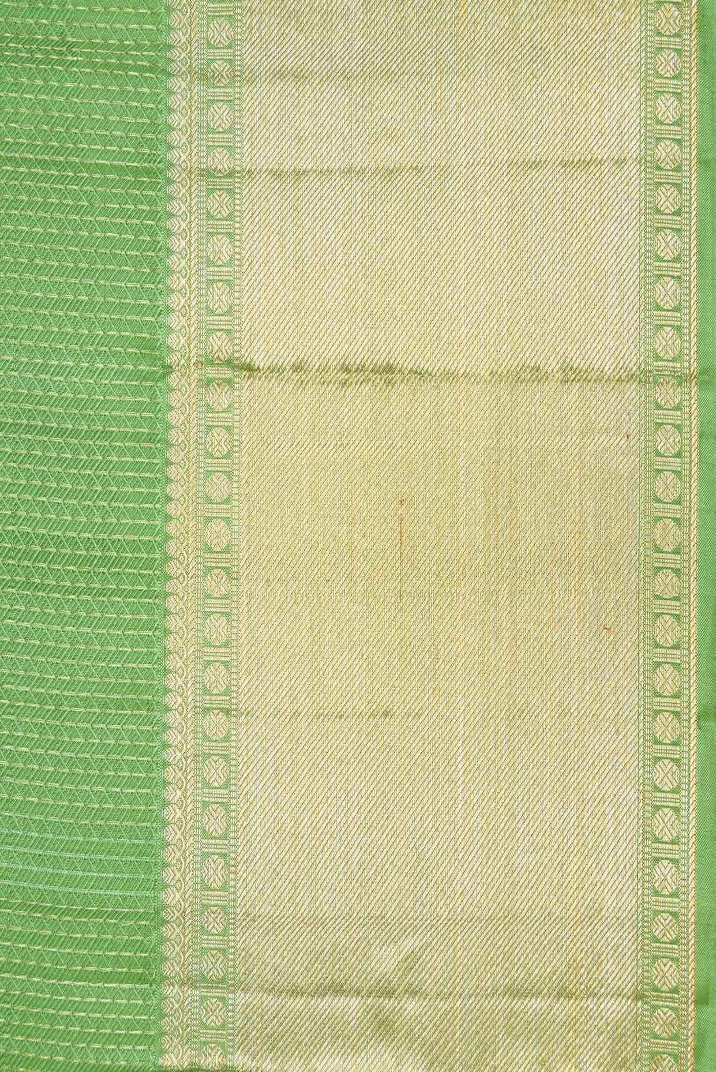Green Dual Tone Kanjivaram Silk Saree - Image 5