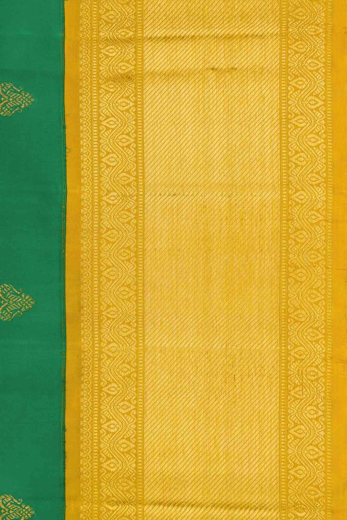 Pure Silk Pure Zari Green Dual Tone Kanjivaram Saree - Image 5