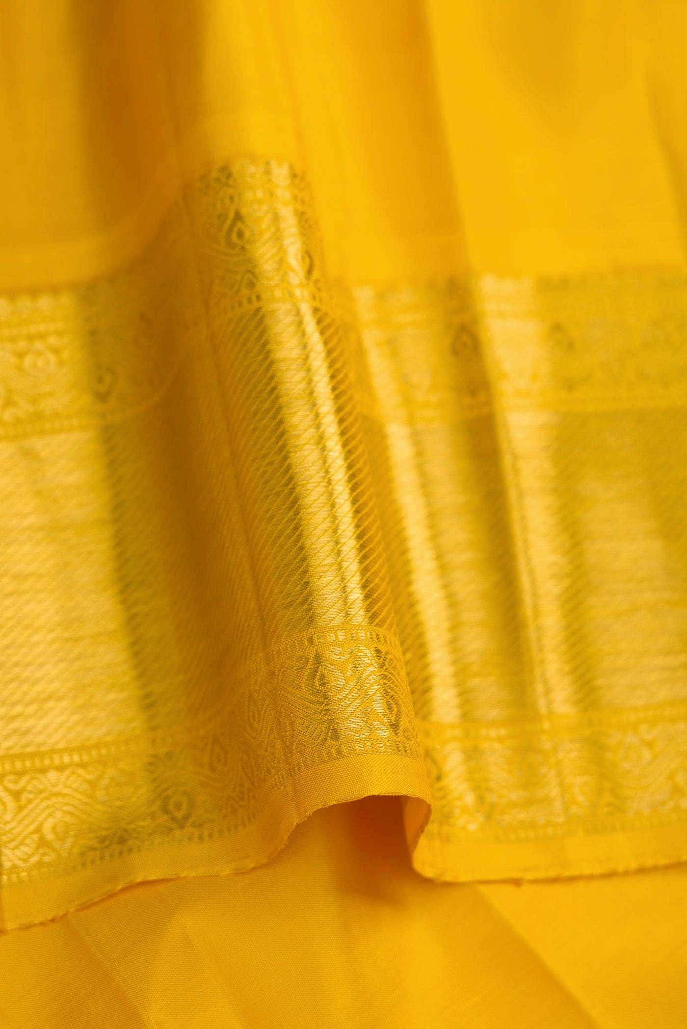 Pure Silk Pure Zari Green Dual Tone Kanjivaram Saree - Image 6