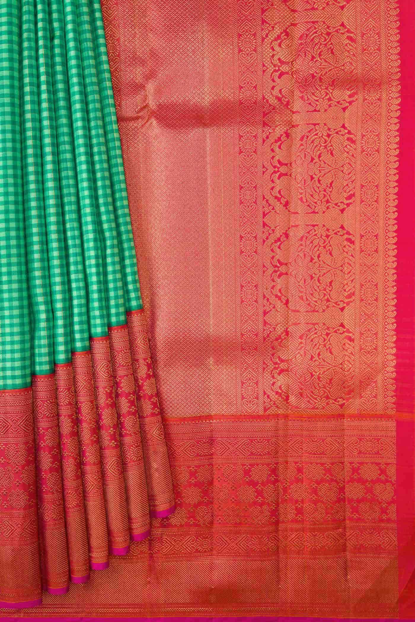 Pure Silk Pure Zari Green Dual Tone Kanjivaram Saree - Image 2