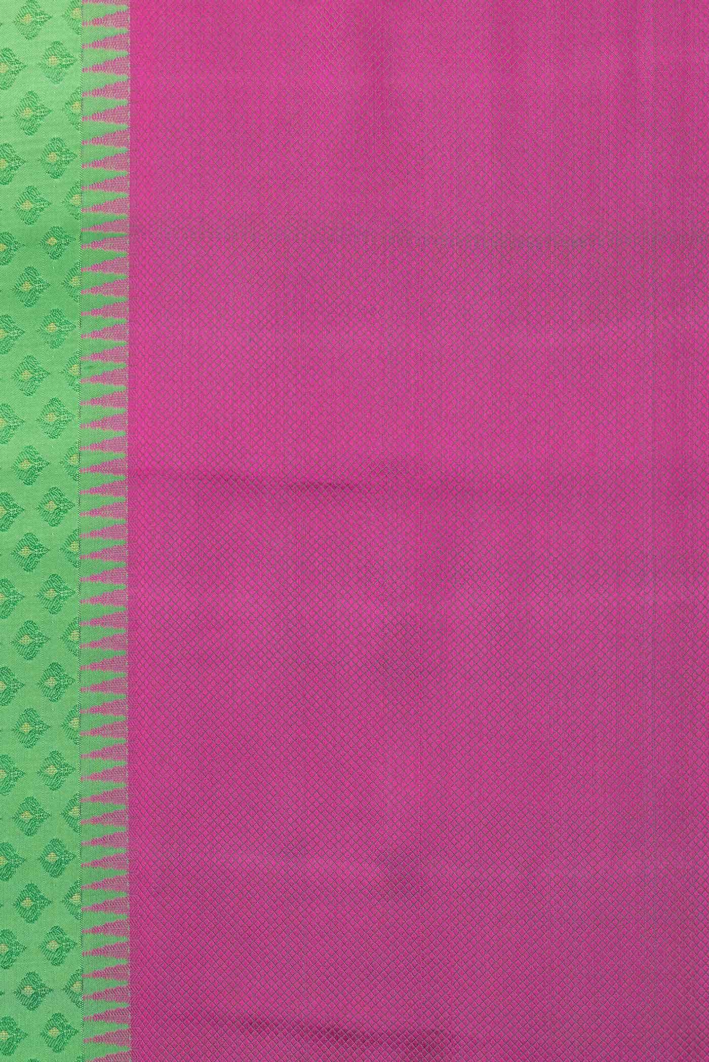 Green Dual Tone Kanchipuram Silk Saree - Image 4