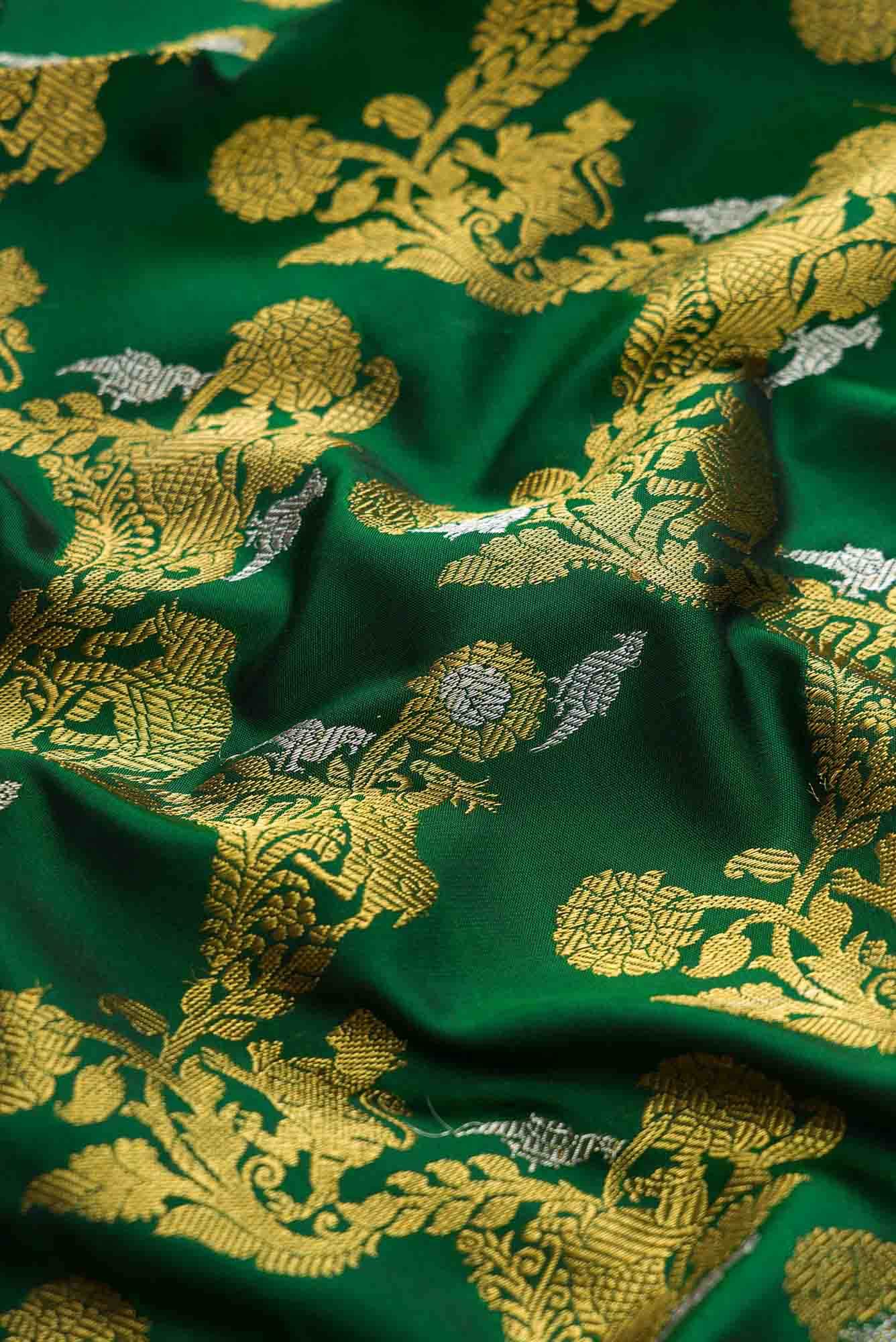 Pure Silk Pure Zari Green Dual Tone Kanjivaram Saree - Image 3