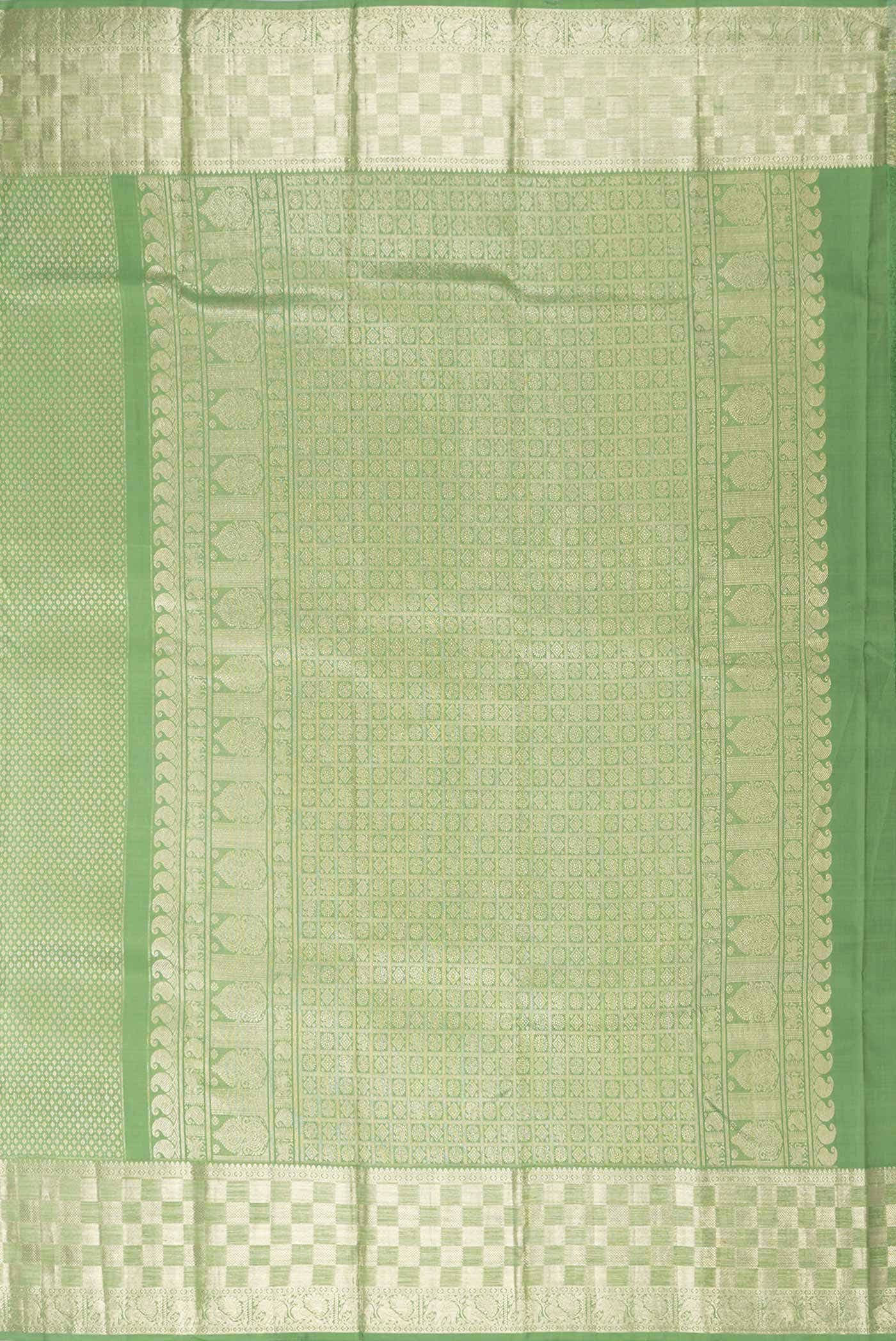 Green Dual Tone Kanchipuram Silk Saree - Image 5