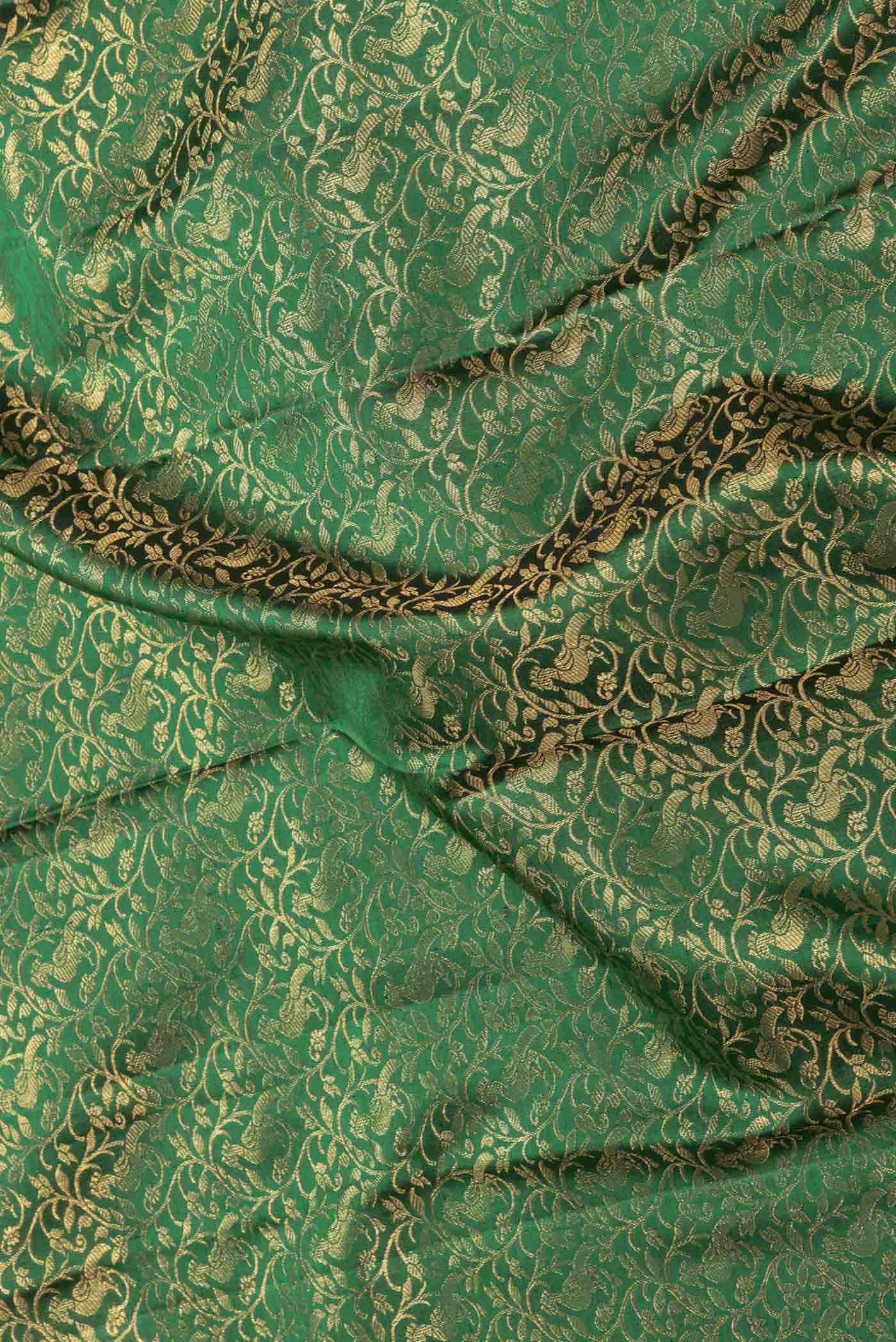 Green Dual Tone Kanchipuram Silk Saree - Image 3