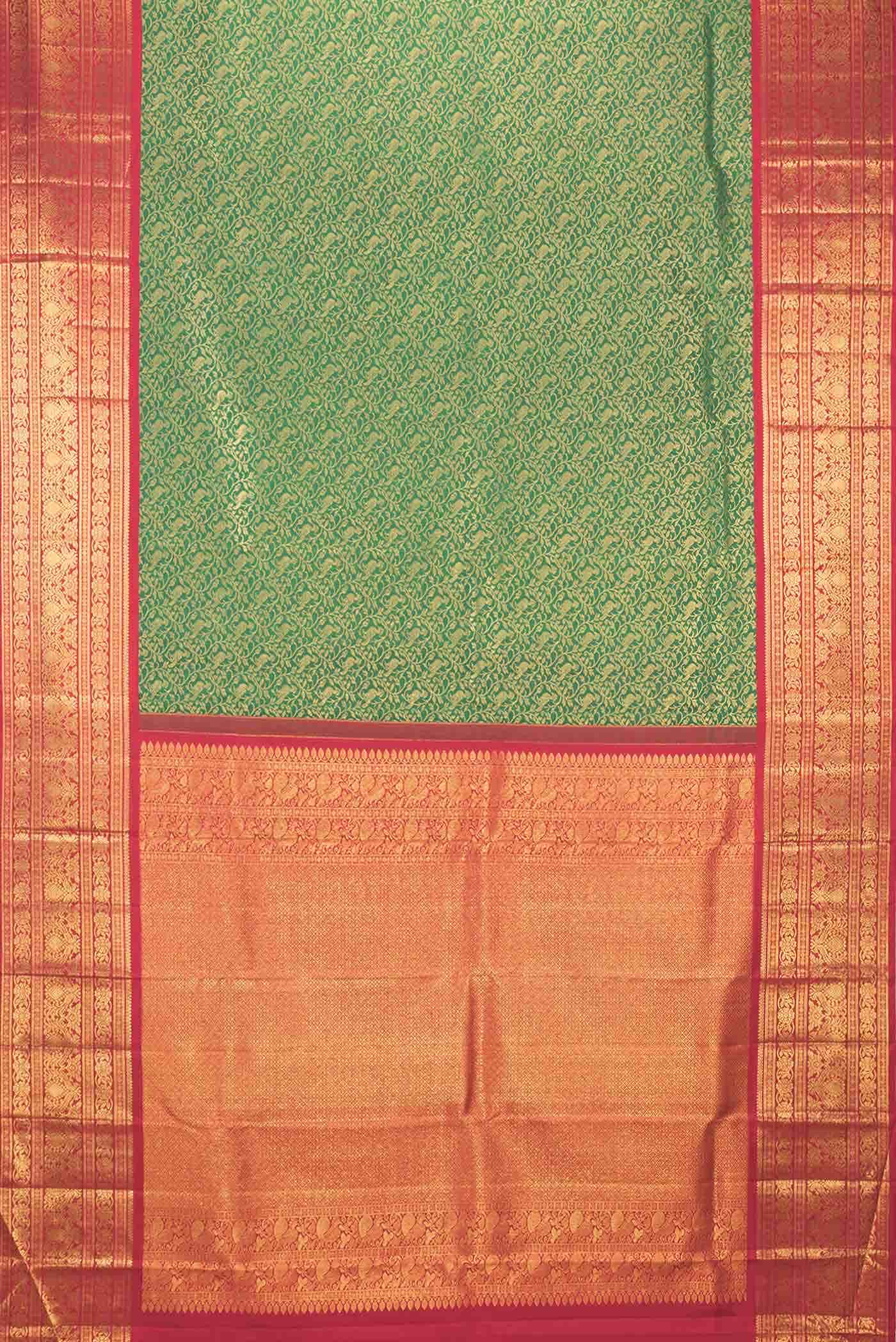 Green Dual Tone Kanchipuram Silk Saree - Image 4
