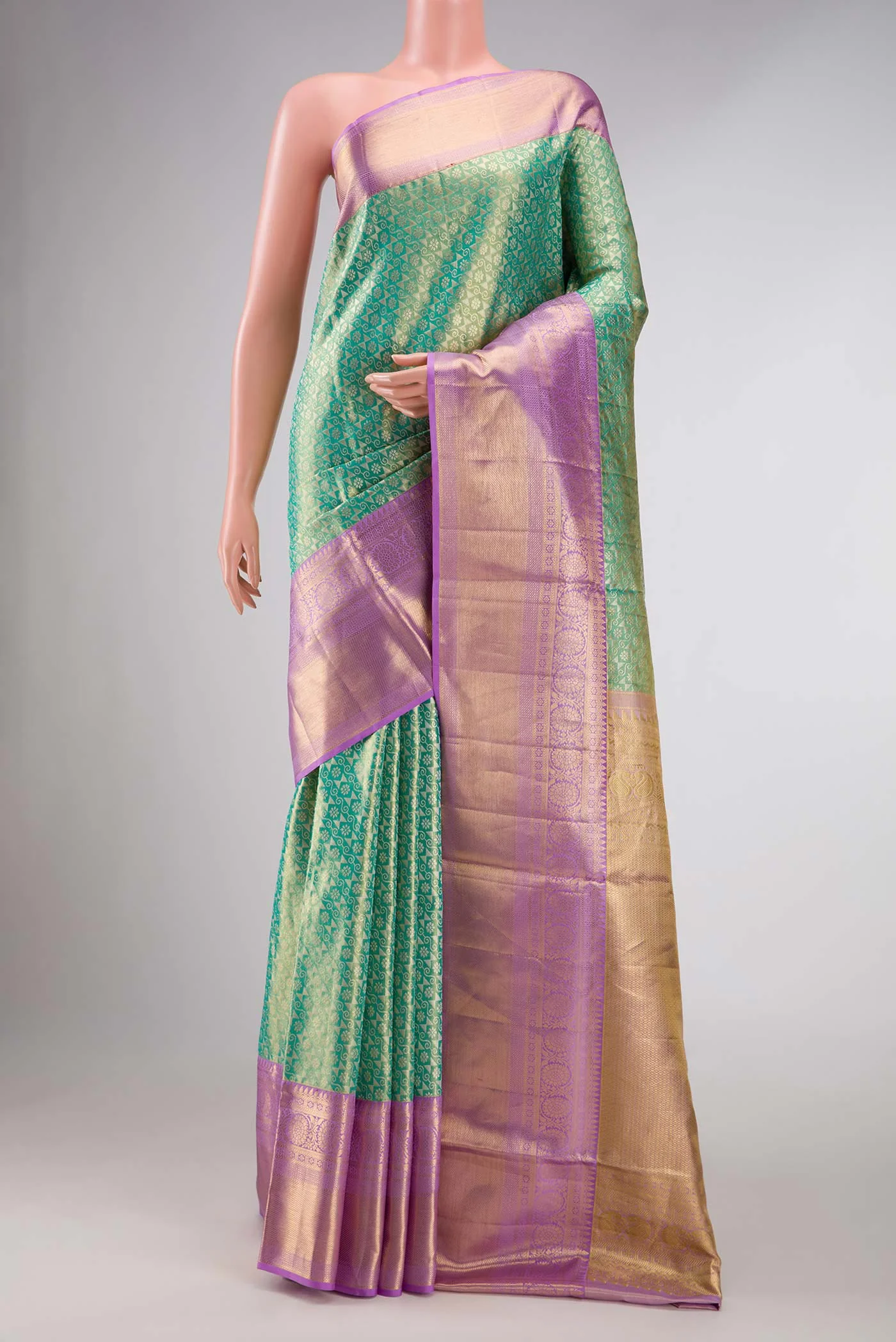 Green Dual Tone Kanchipuram Tissue Silk Saree