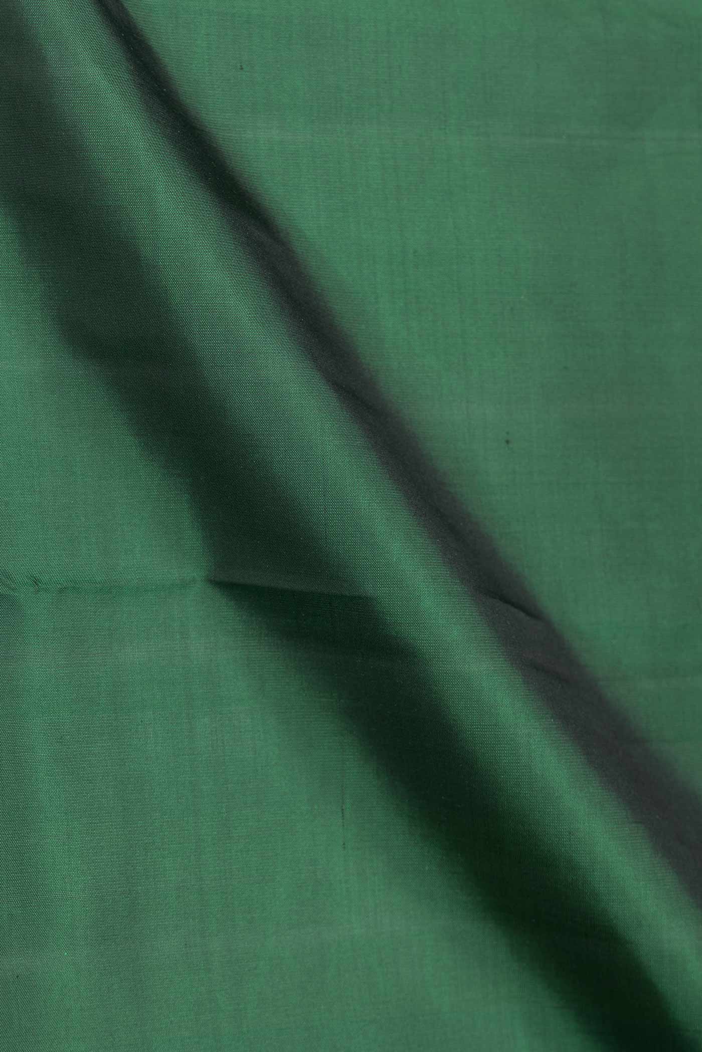 Bottle Green Kanjivaram Saree - Image 2