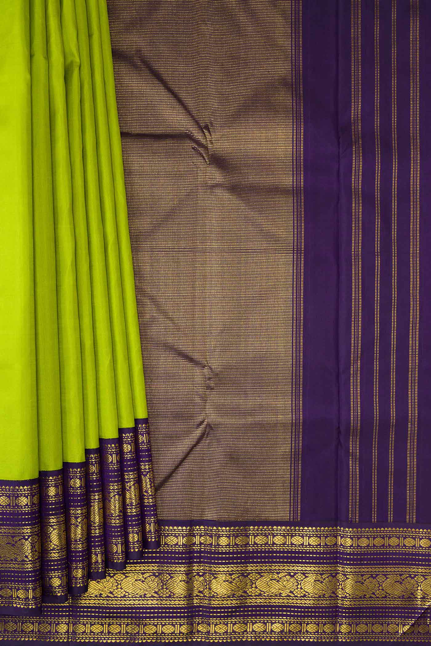 Parrot Green Kanjivaram Silk Saree - Image 4