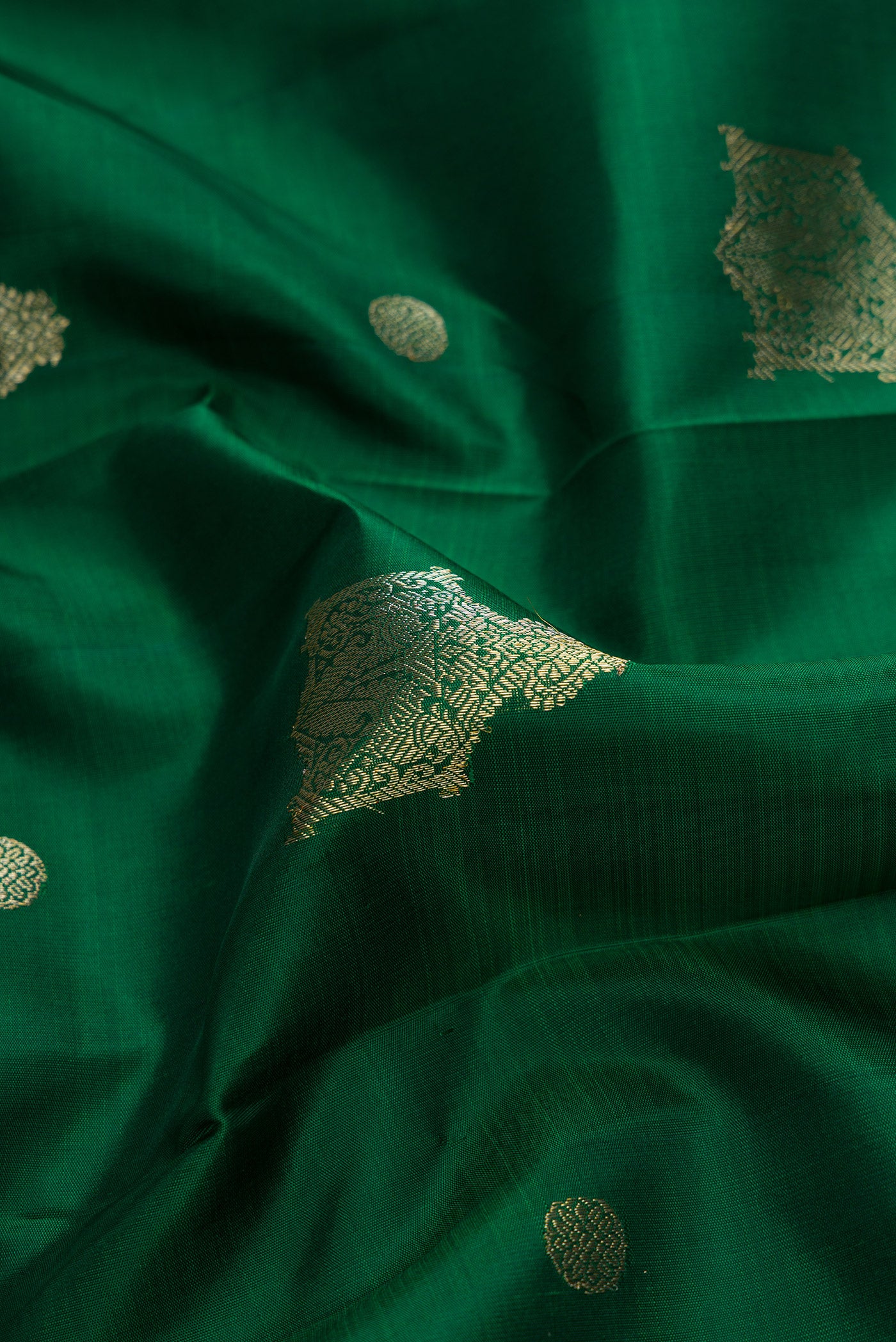 Bottle Green Kanjivaram Silk Saree - Image 2