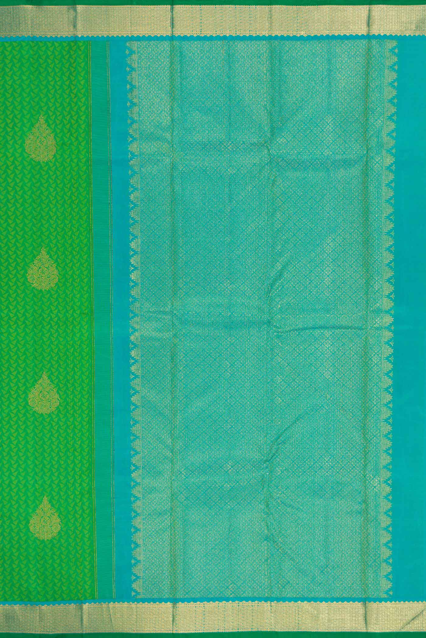 Green Kanjivaram Silk Saree - Image 7