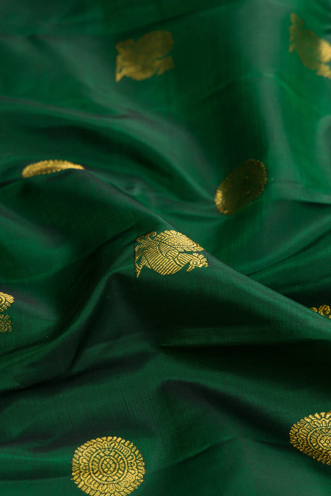 Green Kanjivaram Silk Saree - Image 2