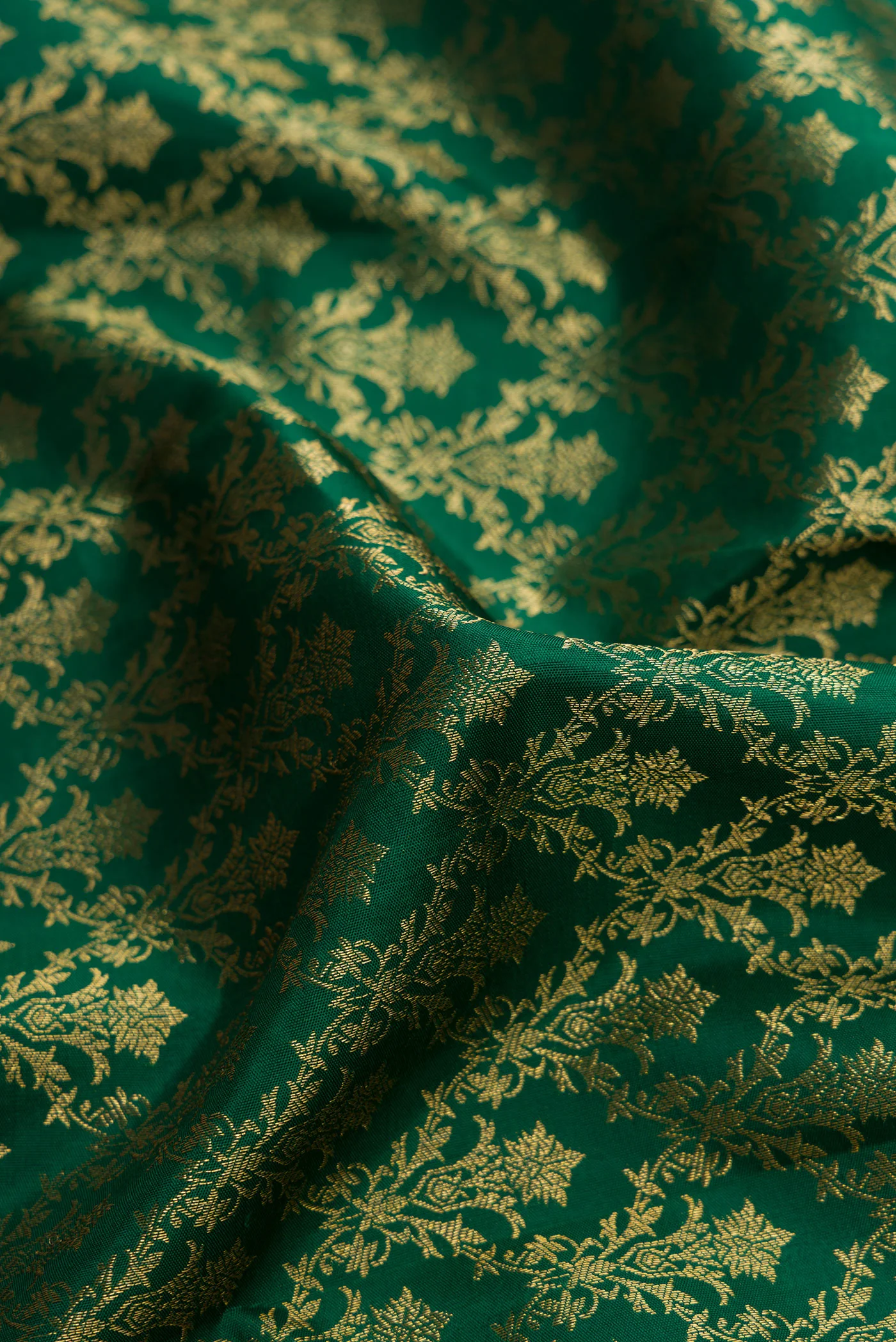 Bottle Green Kanjivaram Silk Saree - Image 2