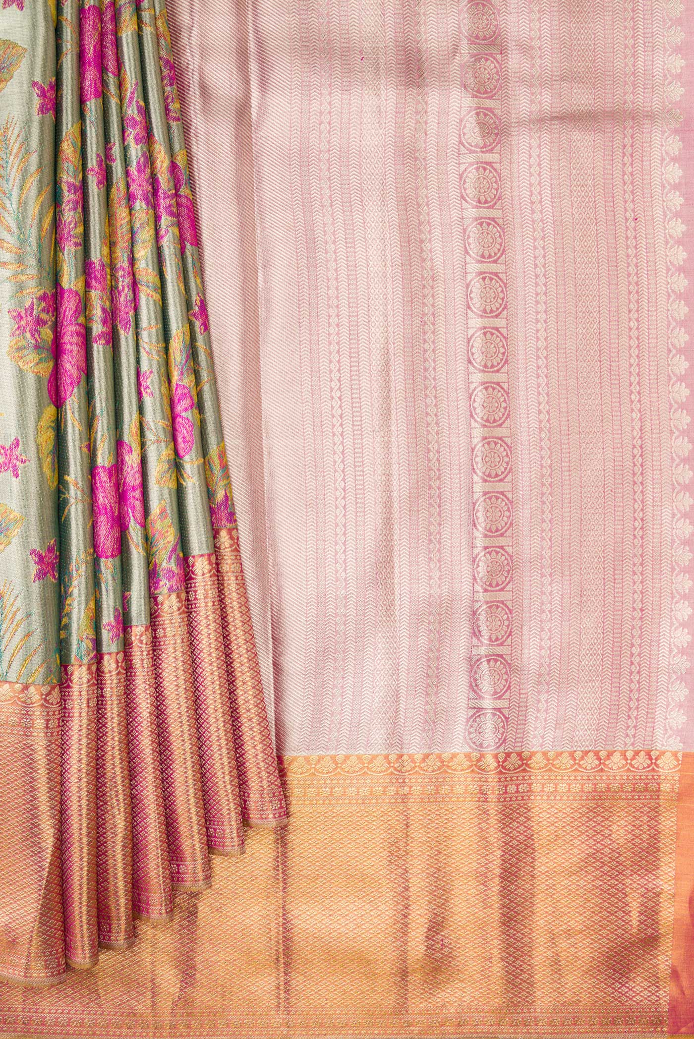 Grey Dual Tone Kanjivaram Tissue Silk Saree - Image 4