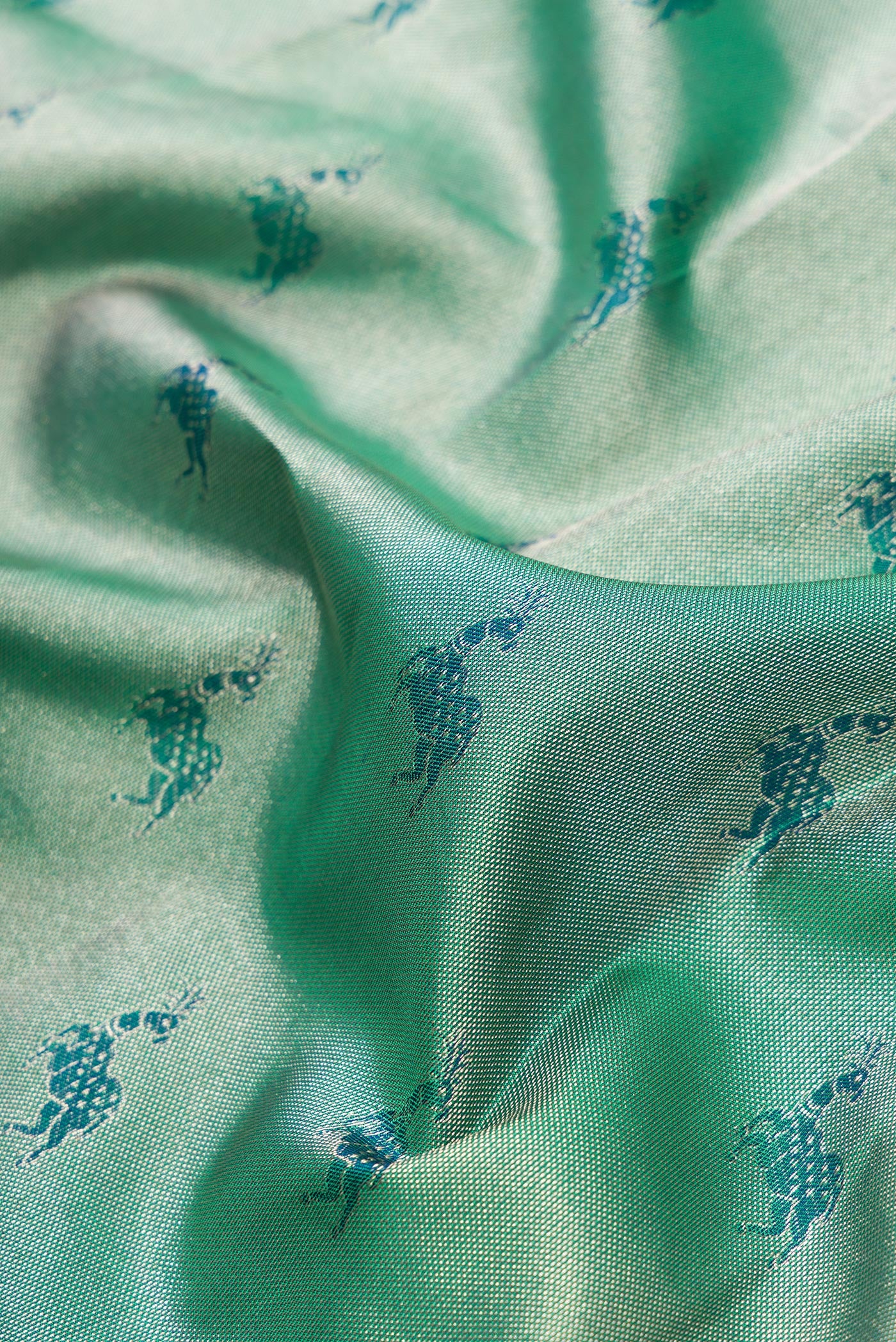 Green with Blue Color Kanjivaram Tissue Silk Saree - Image 2