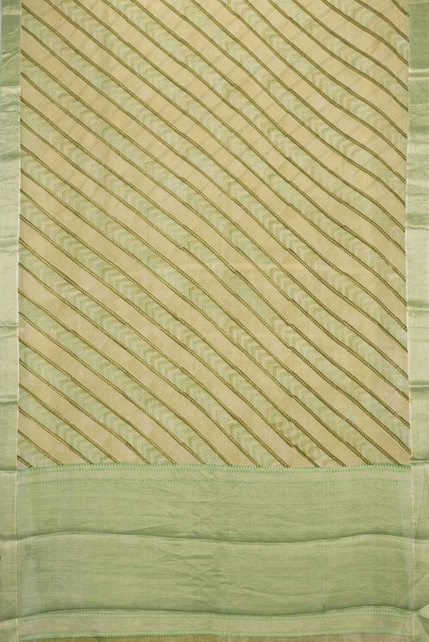 Green Dual Tone Mysore Georgette Saree - Image 4