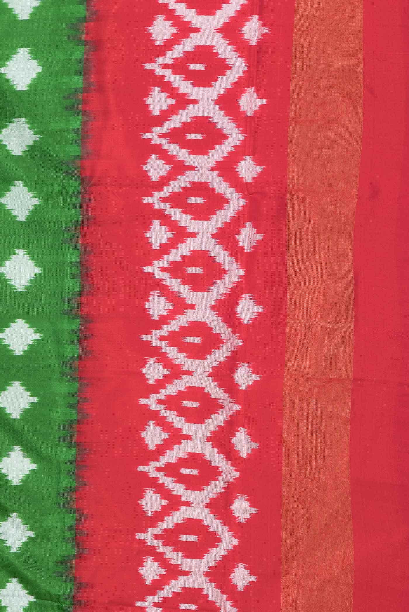 Green Dual Tone Pochampally Silk Saree - Image 3