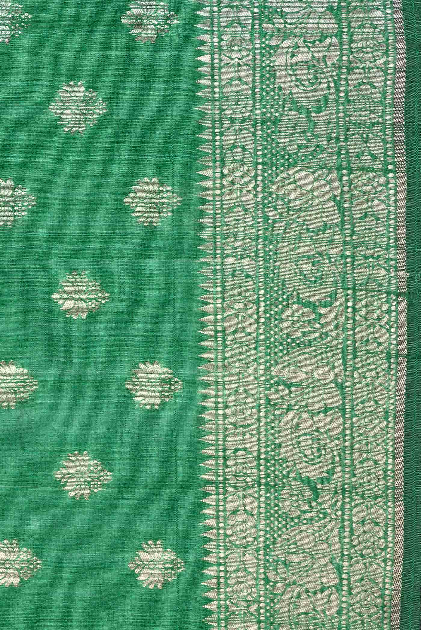 Green Dual Tone Raw Silk Saree - Image 3