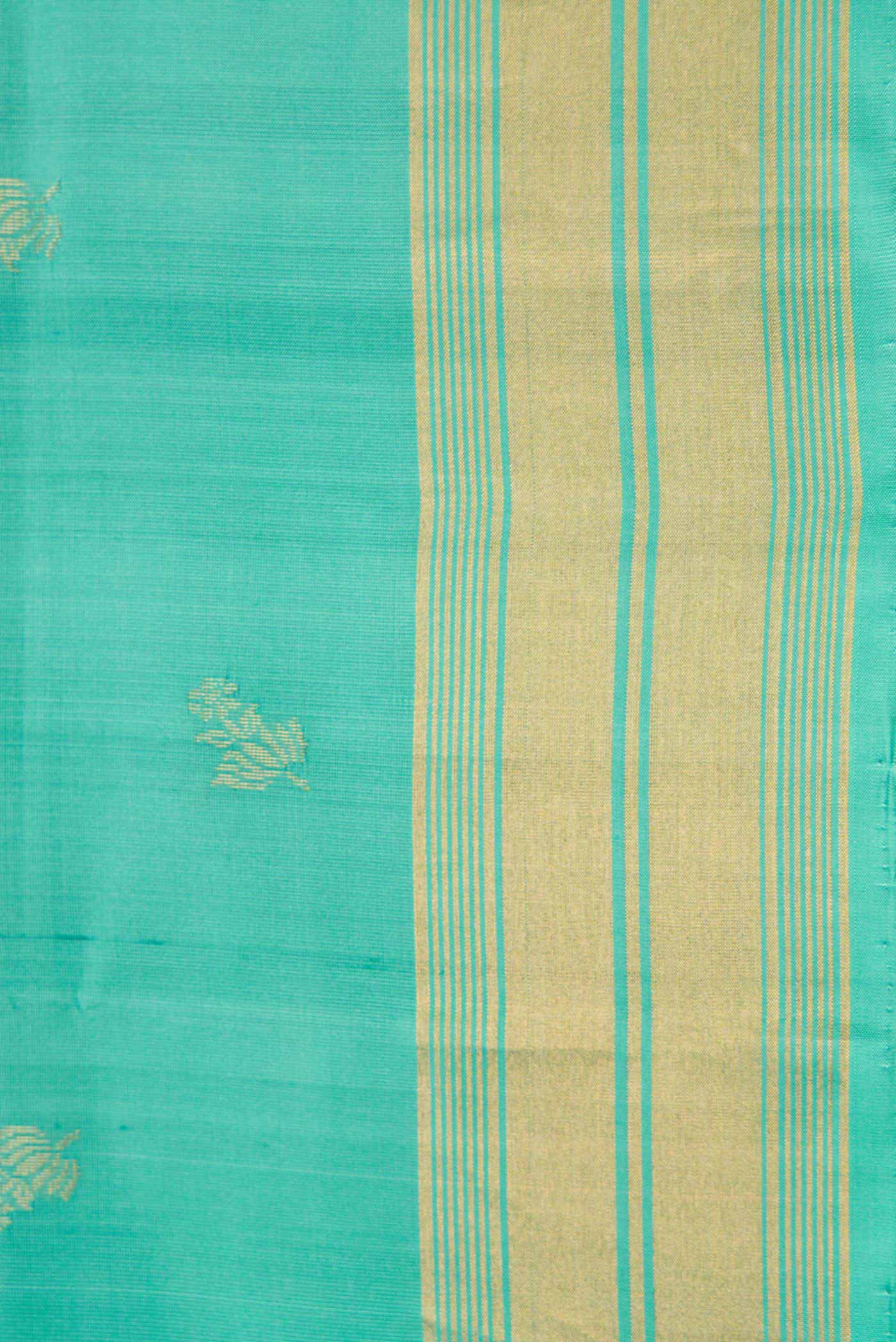 Green Dual Tone Soft Silk Saree - Image 3