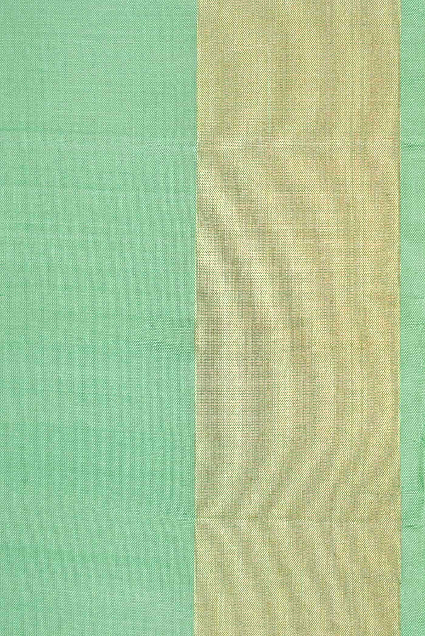 Green Dual Tone Soft Silk Saree - Image 3