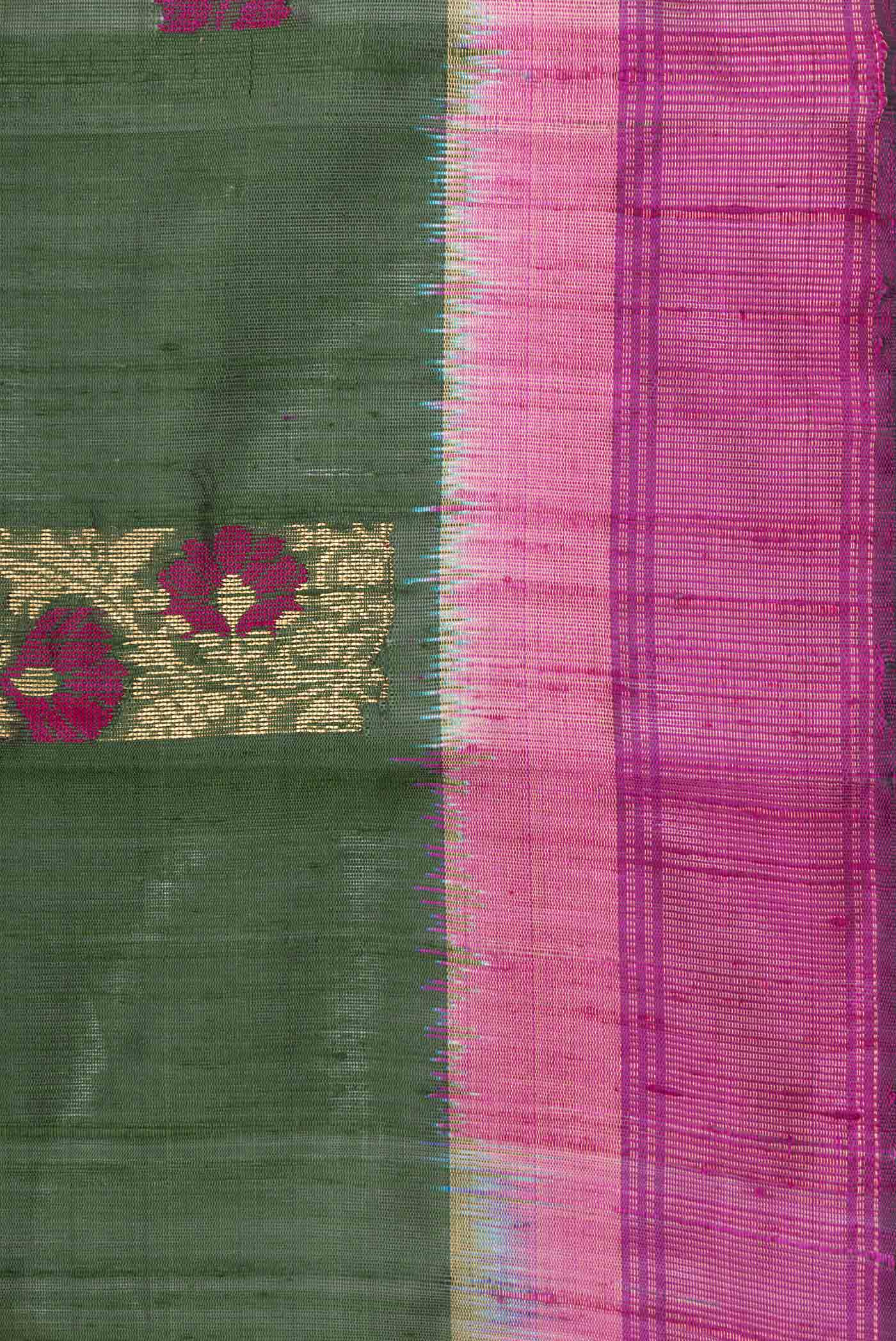 Green Dual Tone Tussar Silk Saree - Image 3
