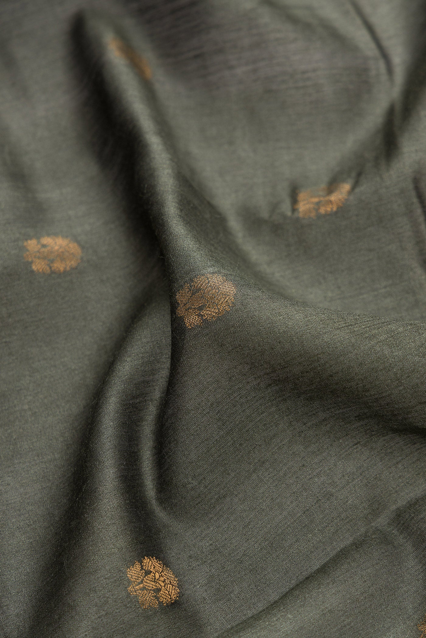 Davys Grey Tussar Silk Saree - Image 2
