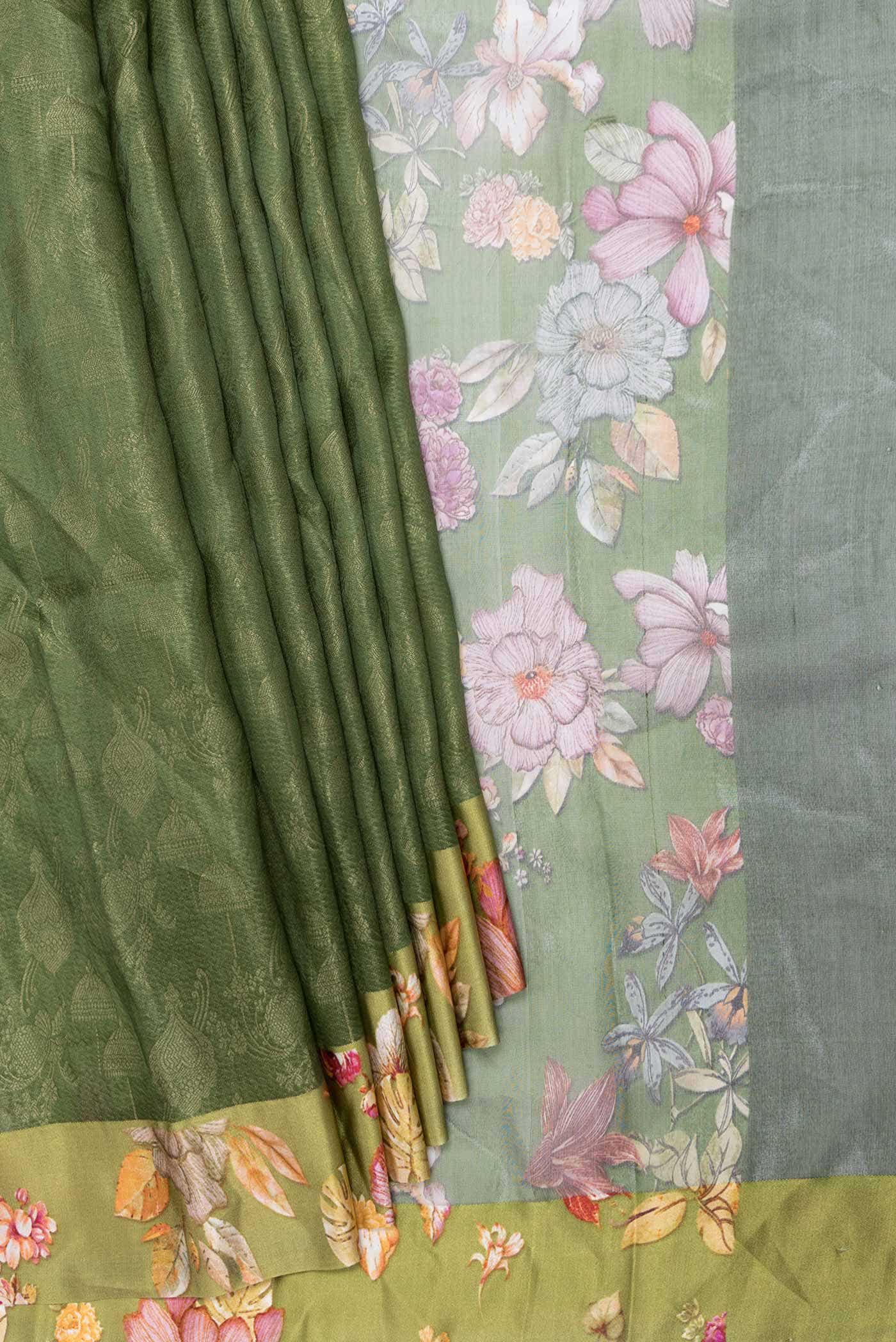 Green Dual Tone Tussar Silk Saree - Image 2