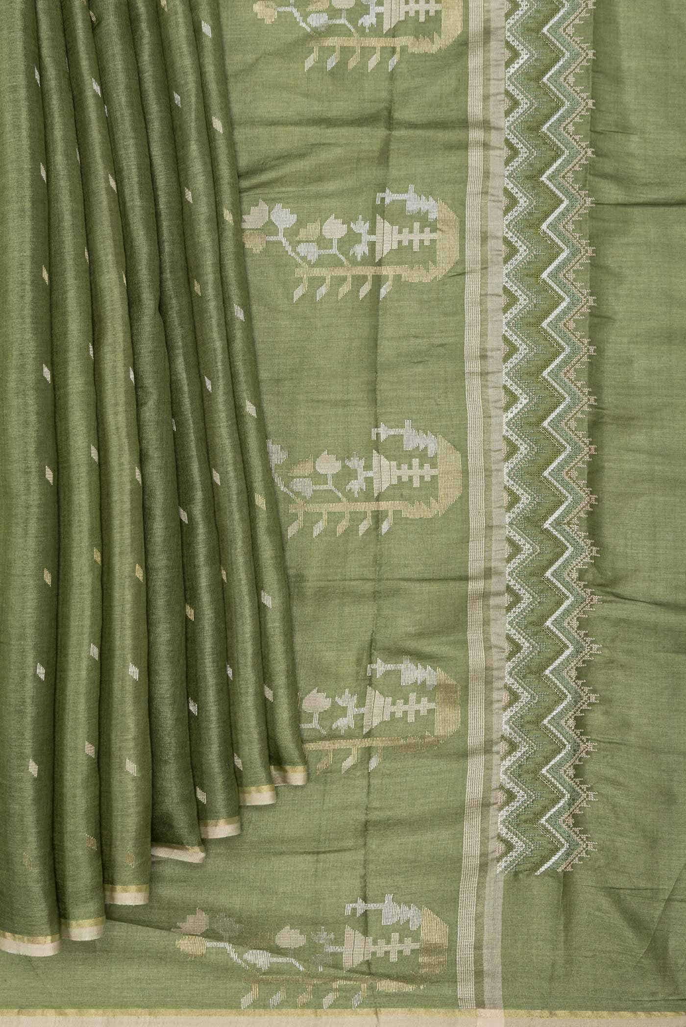 Green Dual Tone Tussar Silk Saree - Image 2