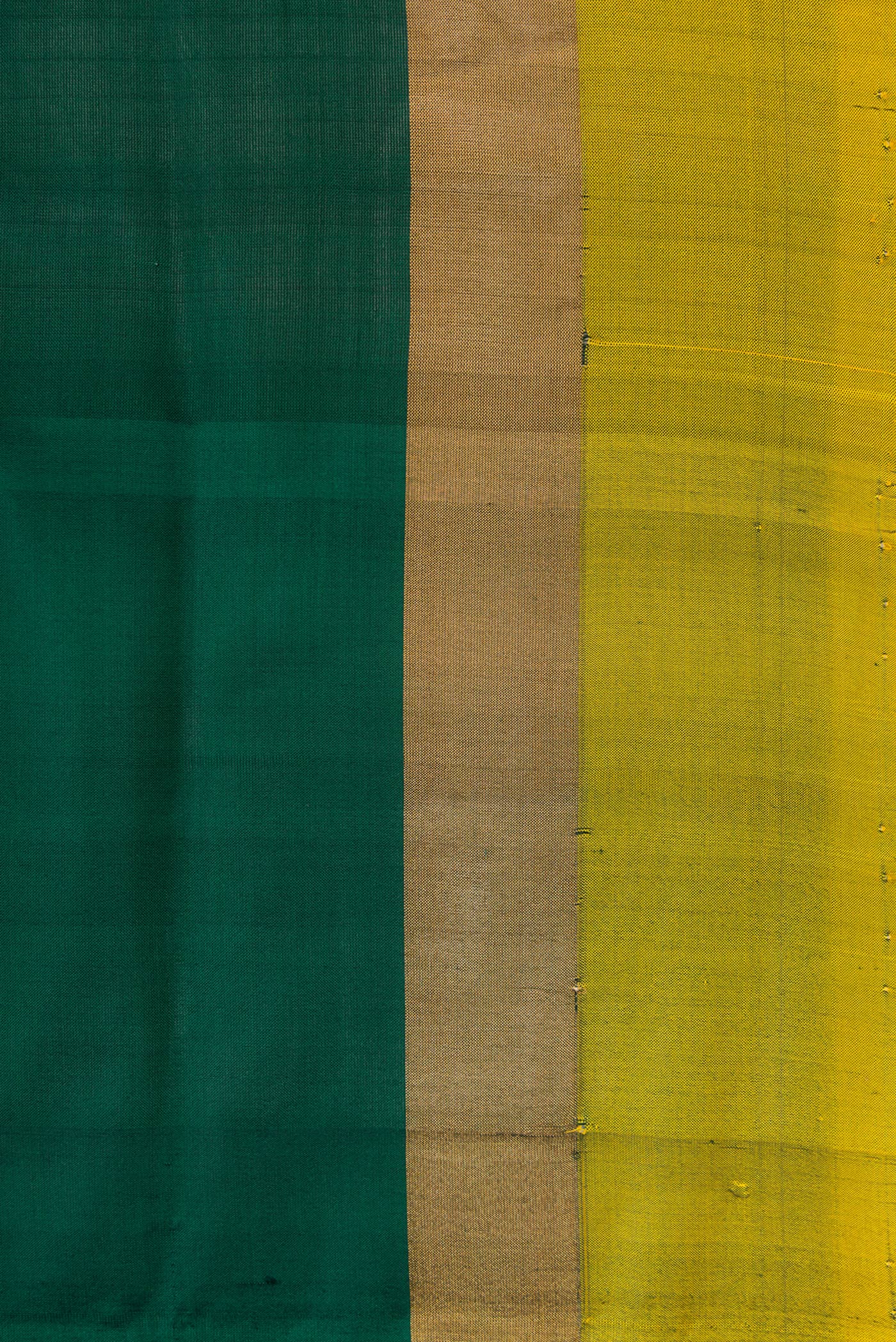 Bottle Green Uppada Silk Saree - Image 3