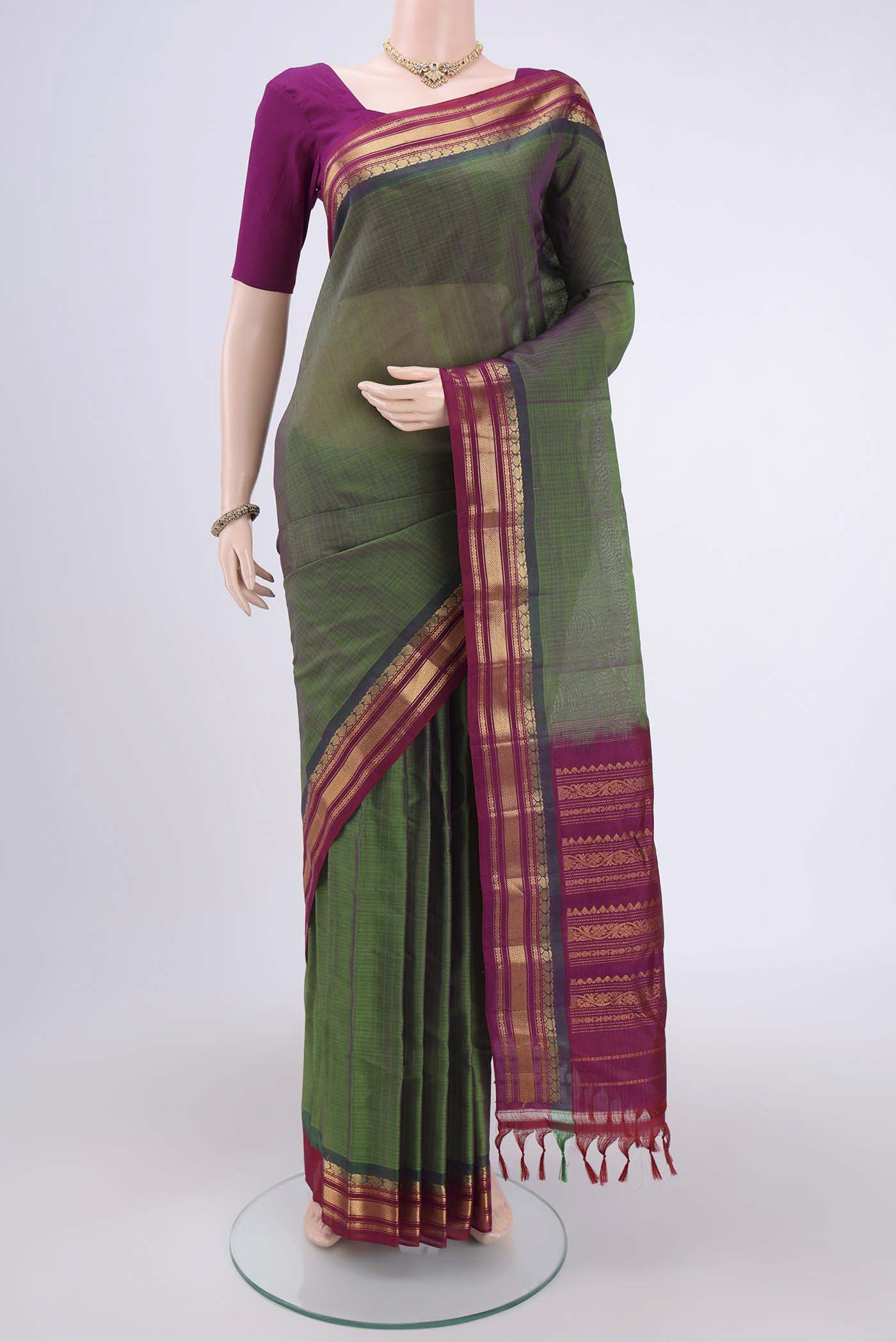 Green with Magenta Color Gadwal cotton Saree