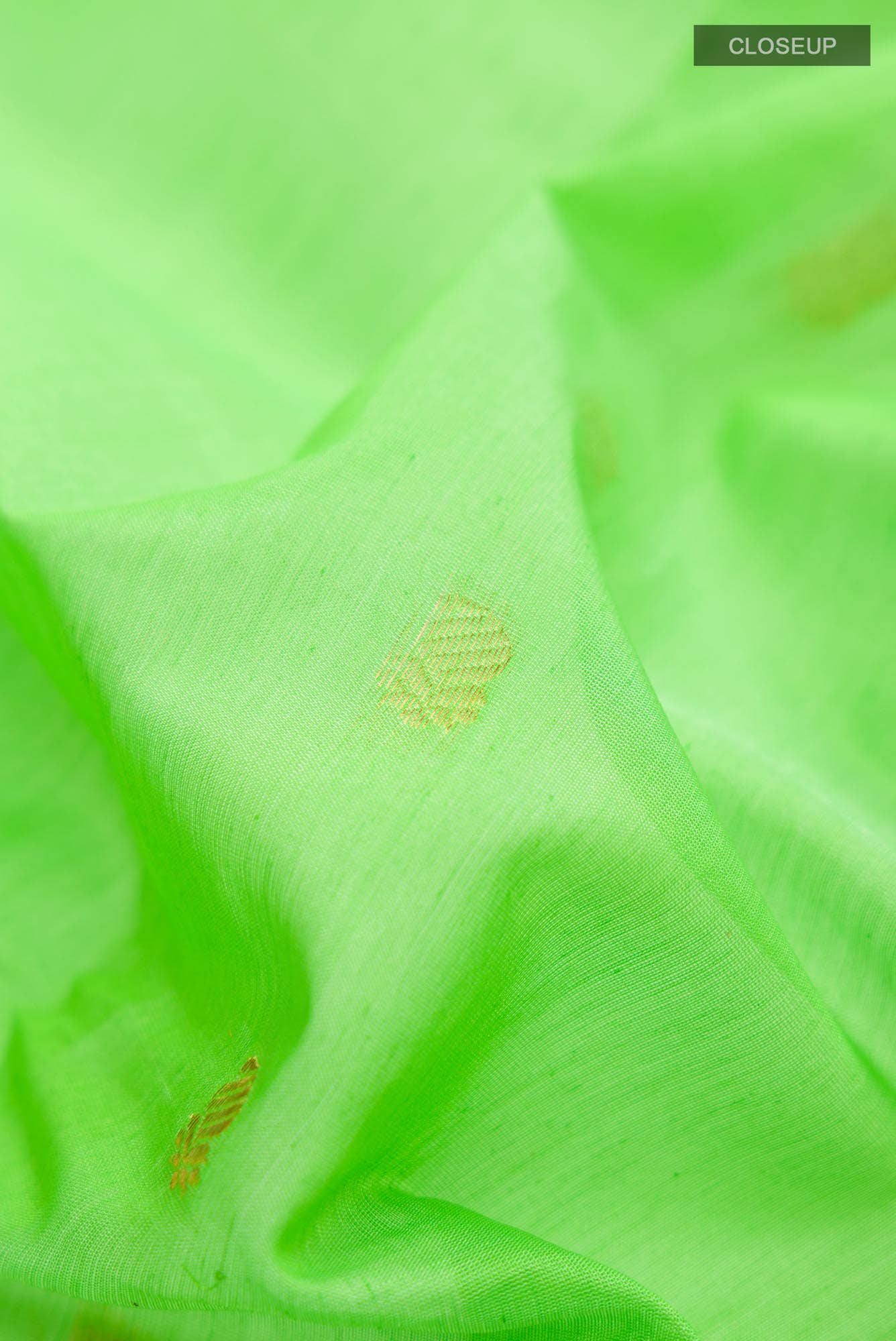 Green Gadwal Silk Cotton Saree - Image 2