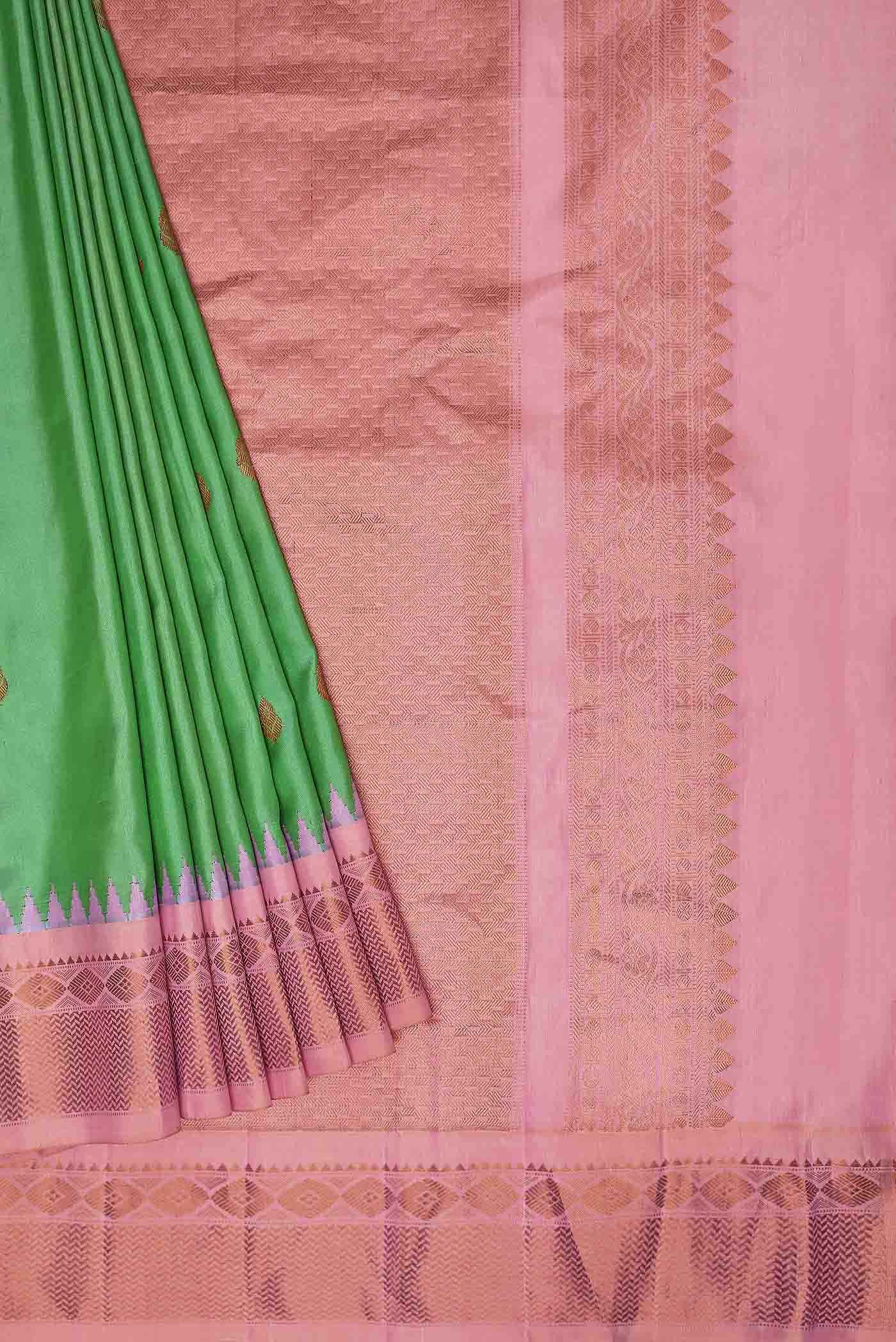 Green Gadwal Silk Saree - Image 2