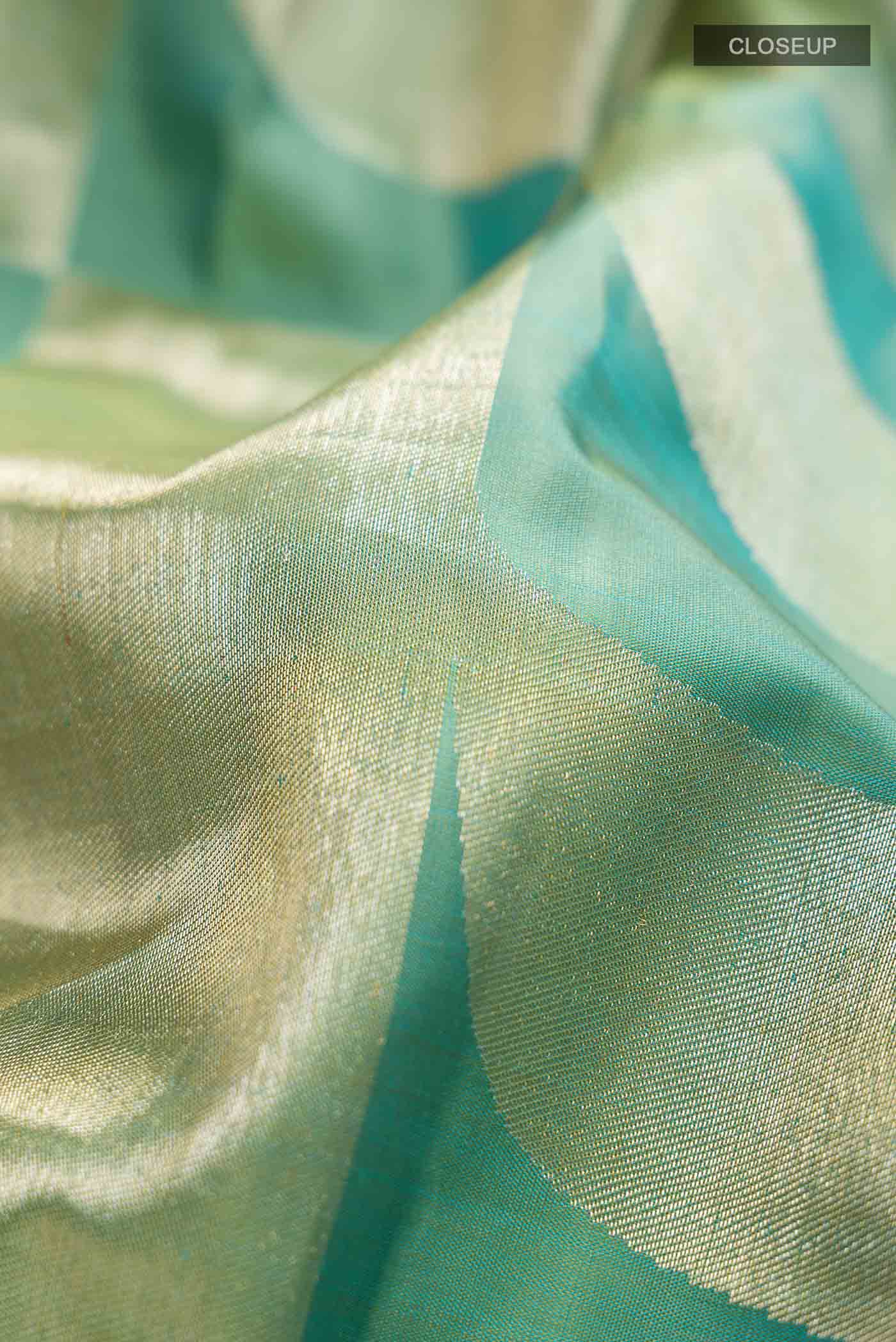Green Kanchipuram Silk Saree - Image 2
