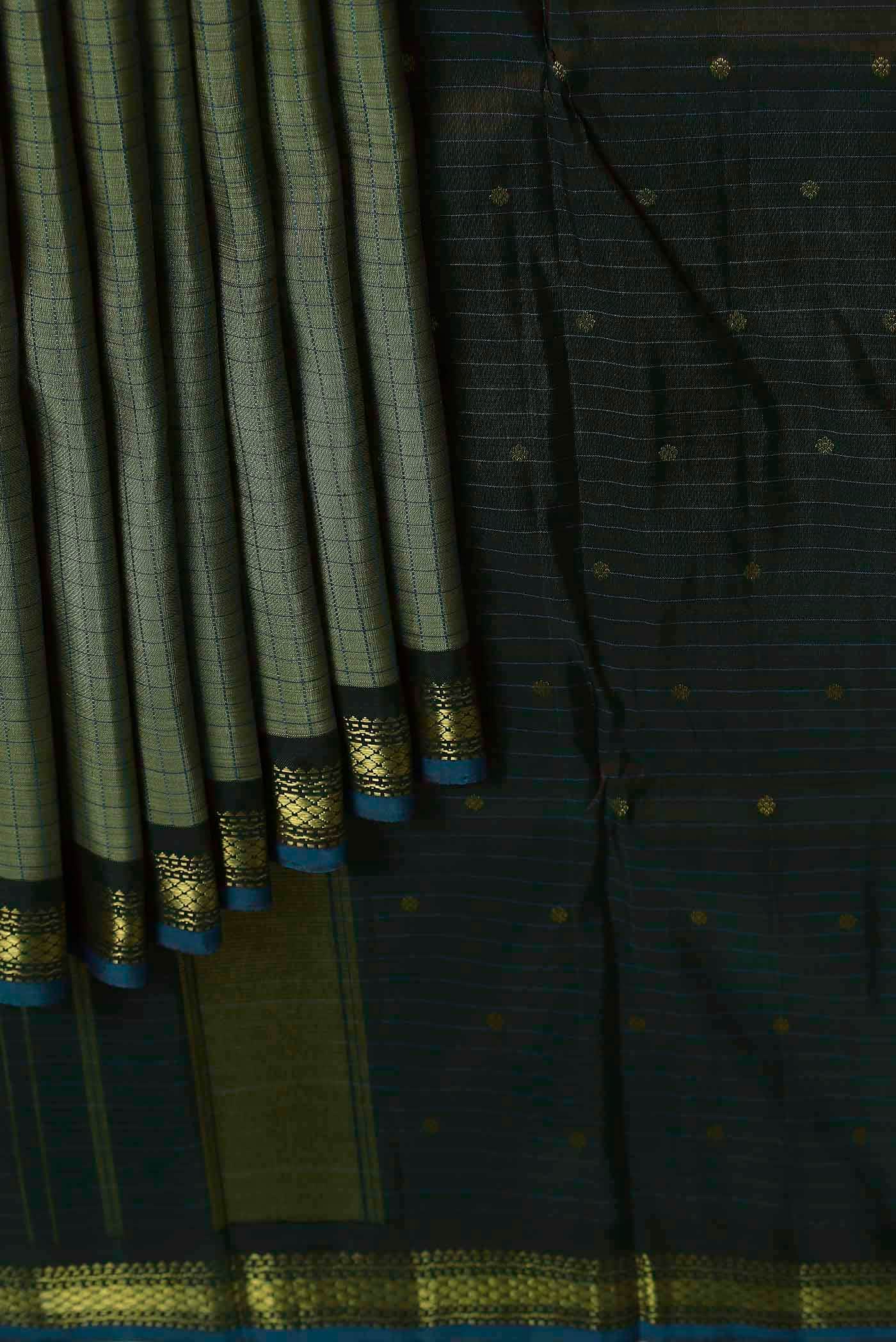 Green Kanjivaram Silk Saree - Image 6