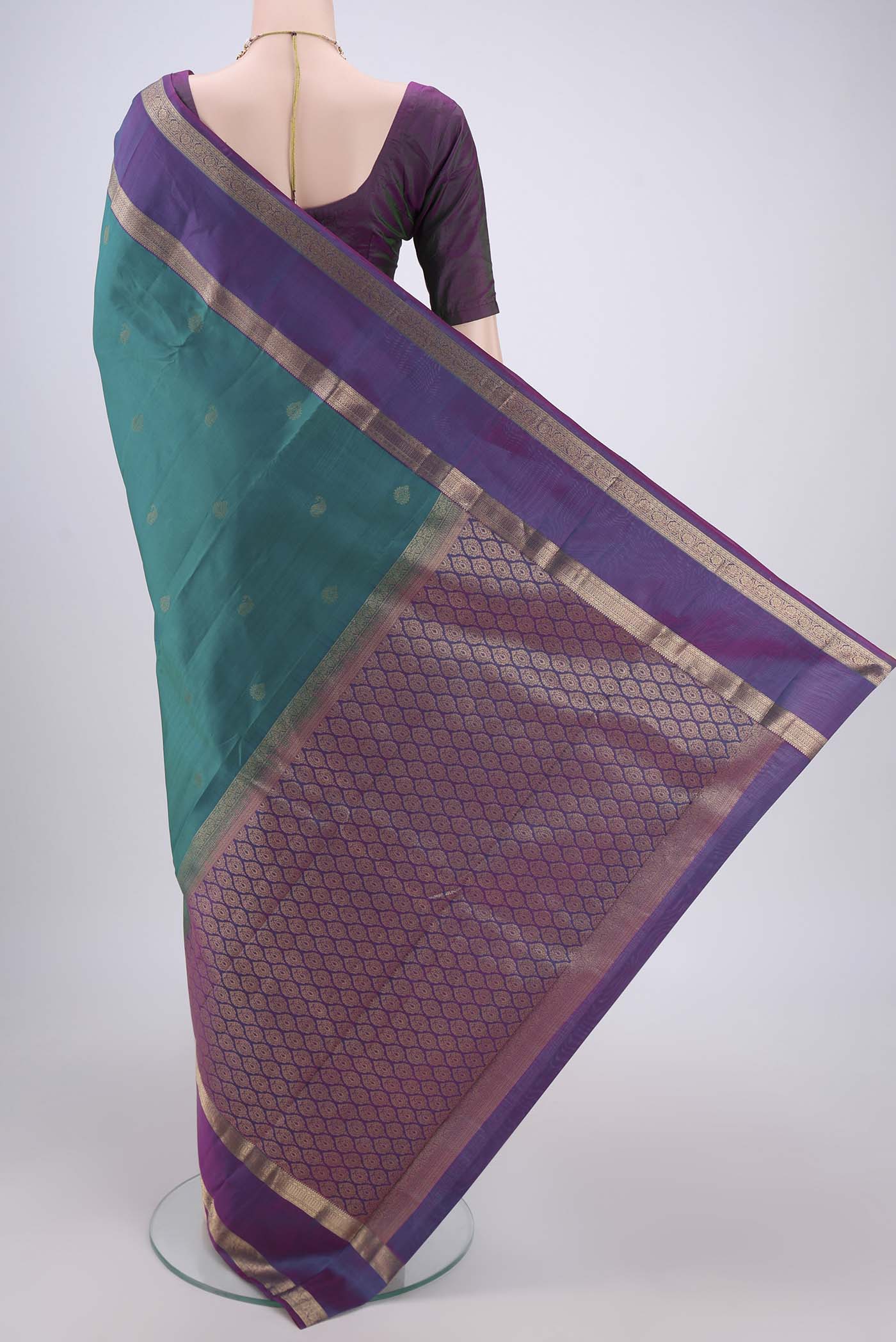 Green Kanchipuram Silk Saree - Image 3