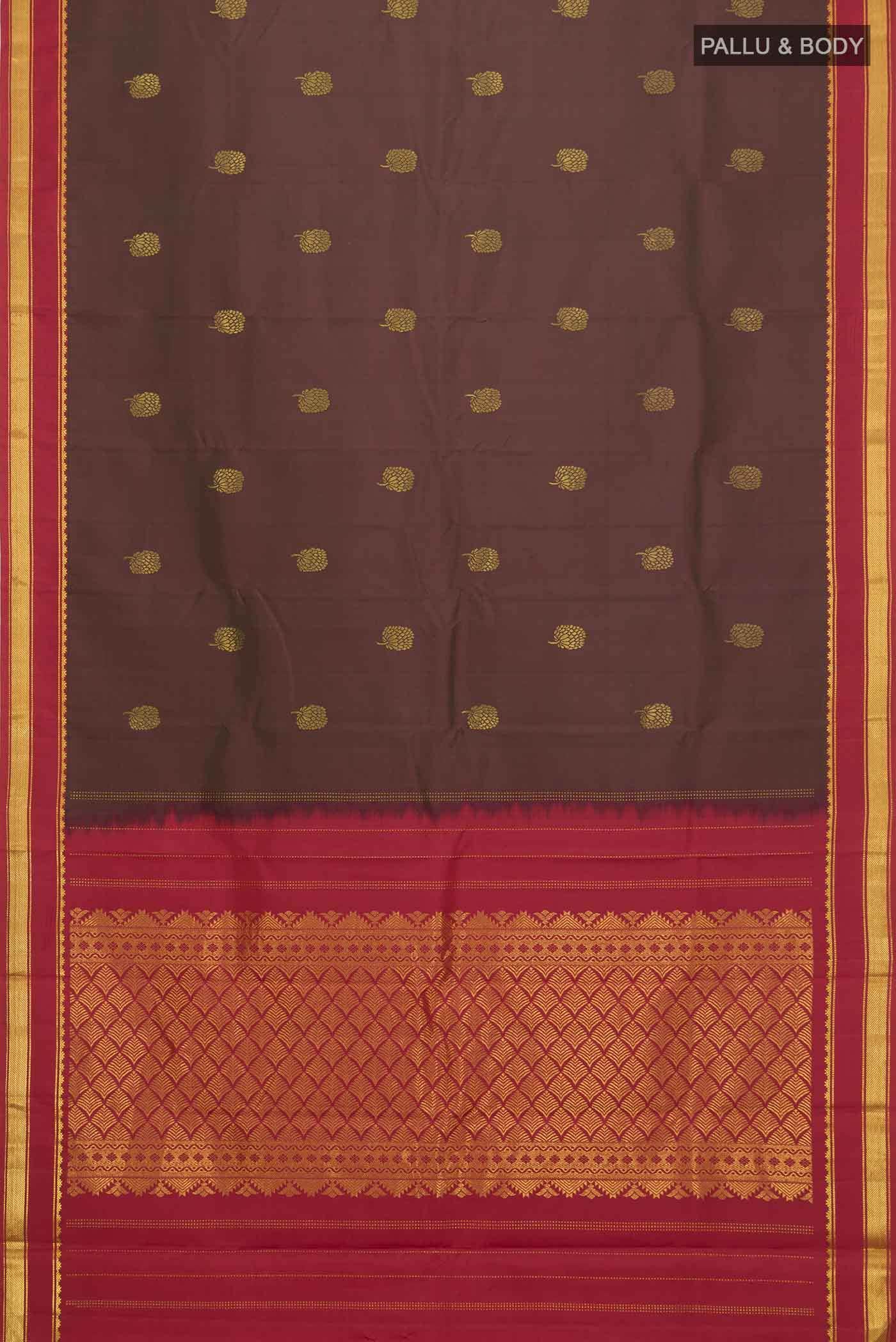 Green Kanchipuram Silk Saree - Image 4