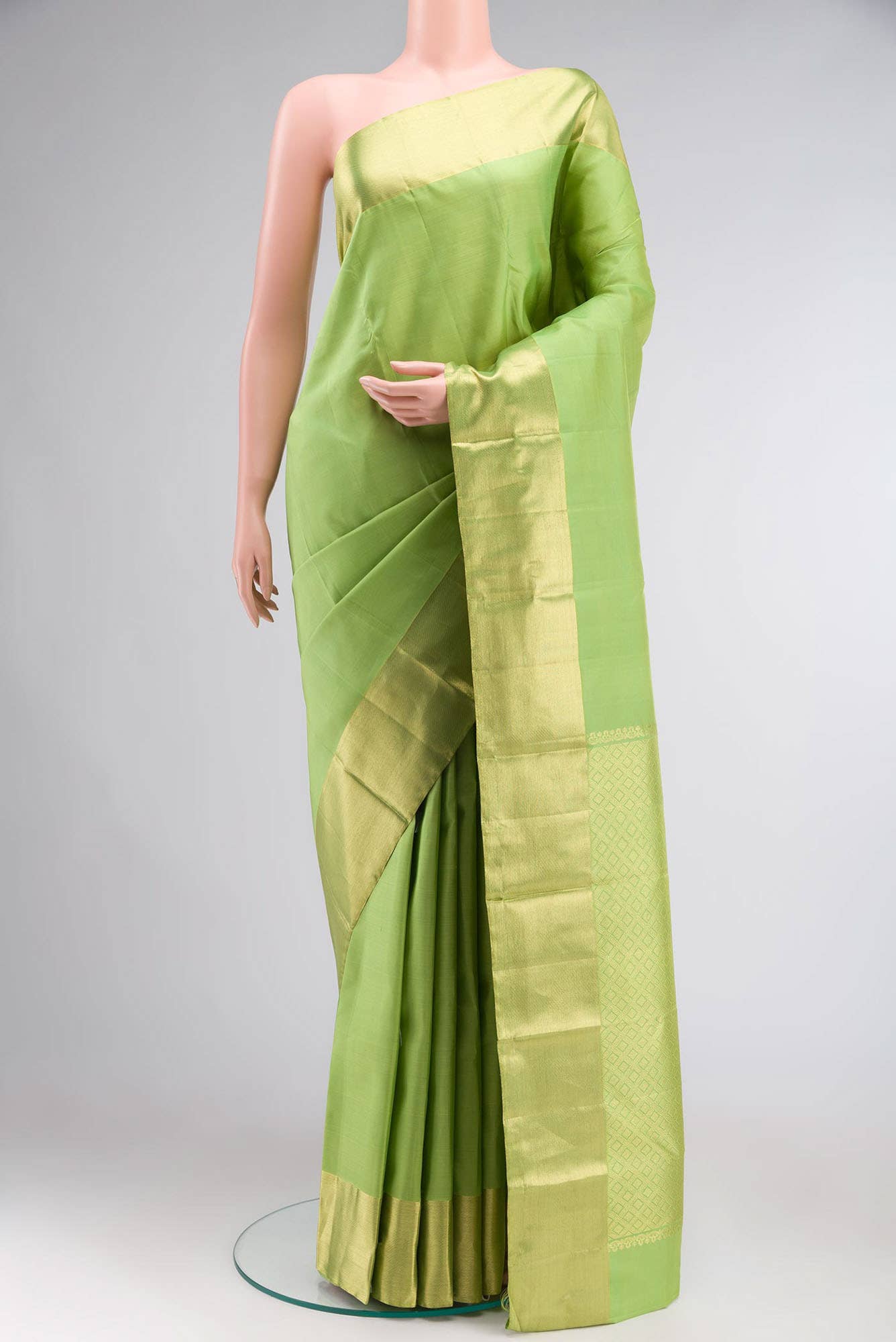 Green Kanjivaram Silk Saree - Image 2