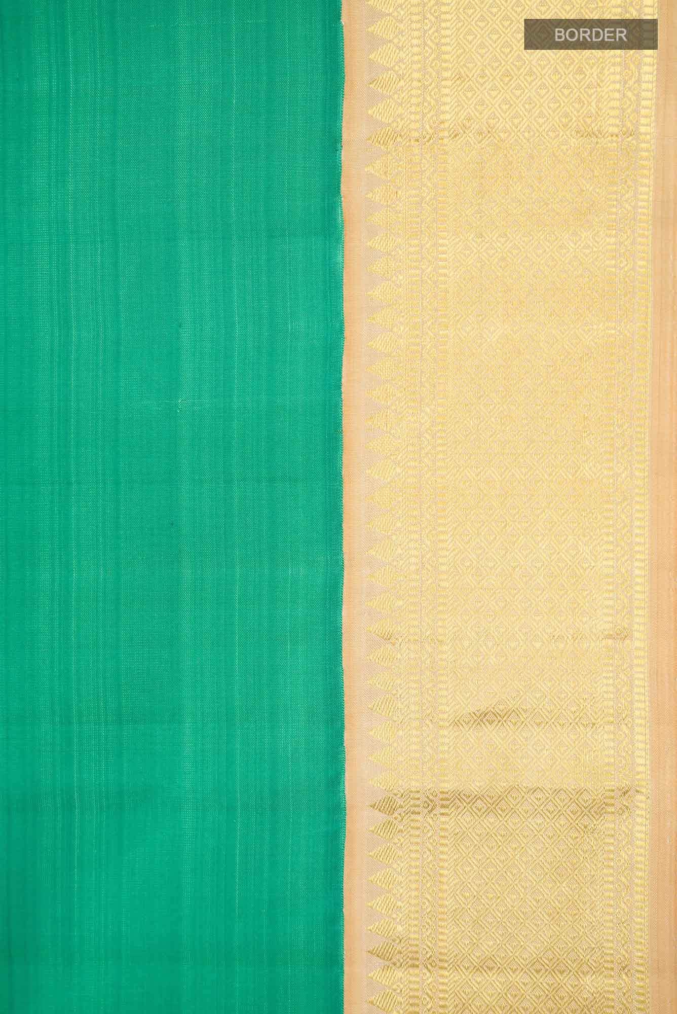 Pure Silk Pure Zari Green Kanjivaram Saree - Image 5
