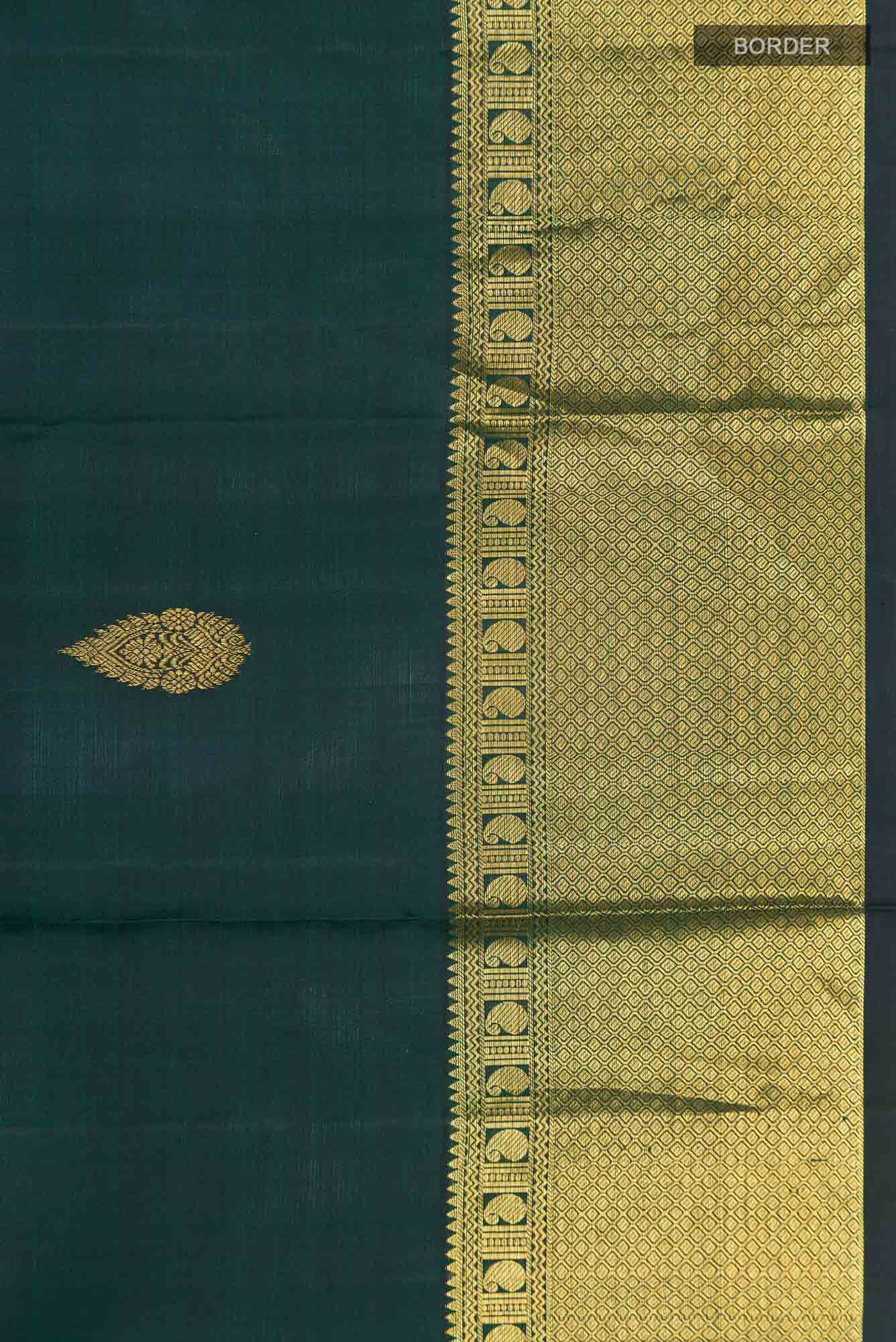 Green Kanjivaram Silk Saree - Image 5