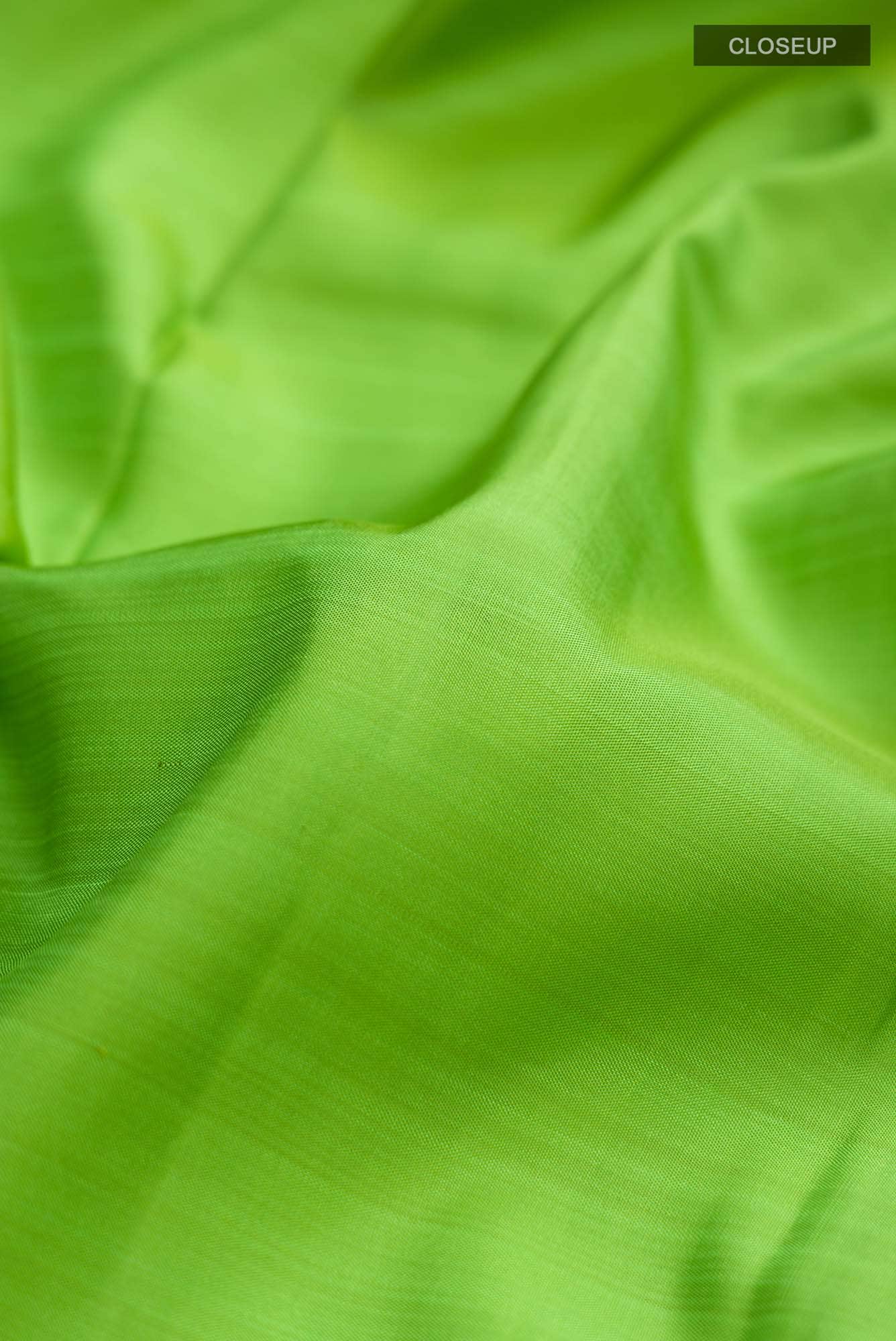 Green Kanjivaram Silk Saree - Image 3