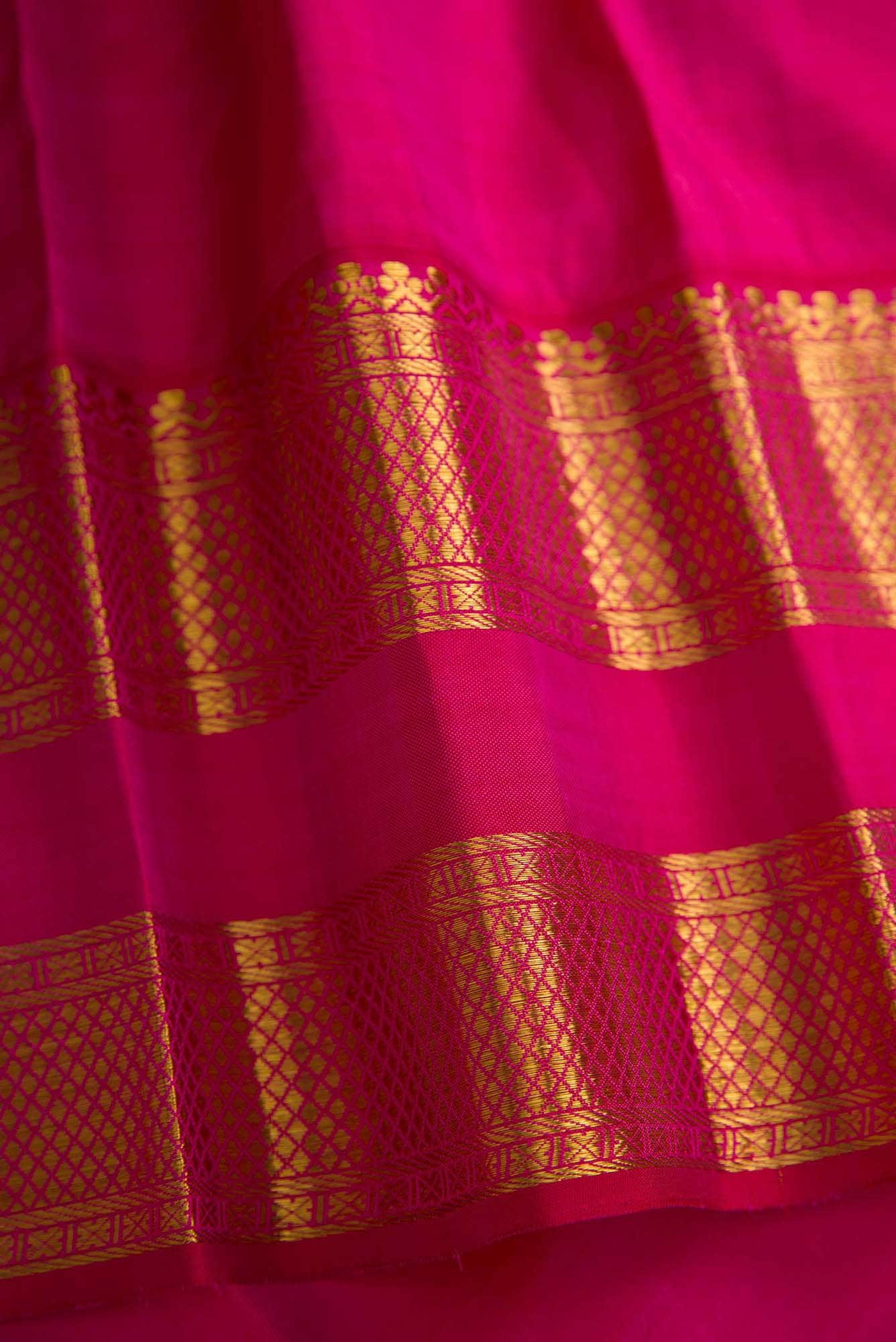 Pure Silk Pure Zari Green Dual Tone Kanjivaram Saree - Image 6