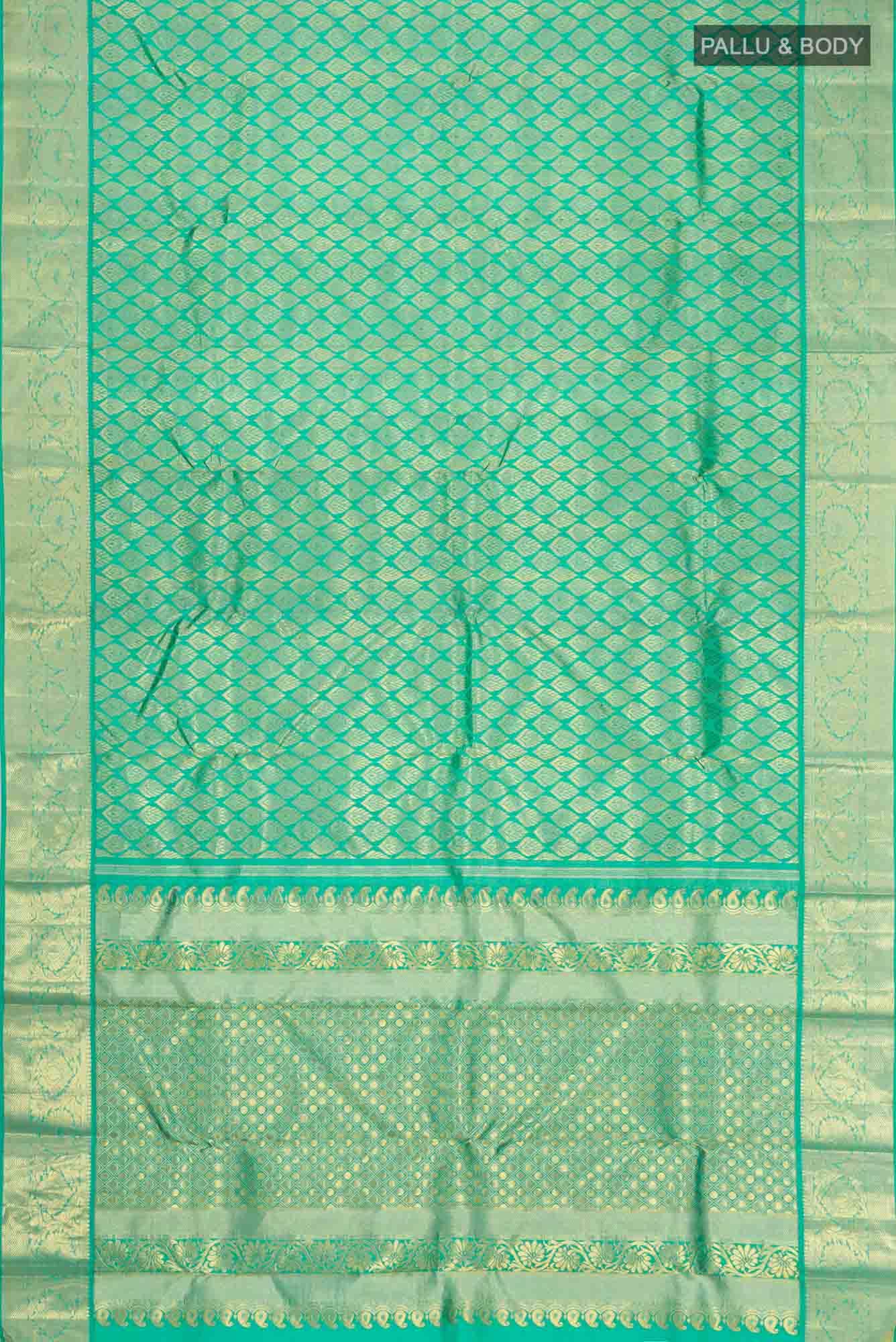 Green Kanjivaram Silk Saree - Image 4