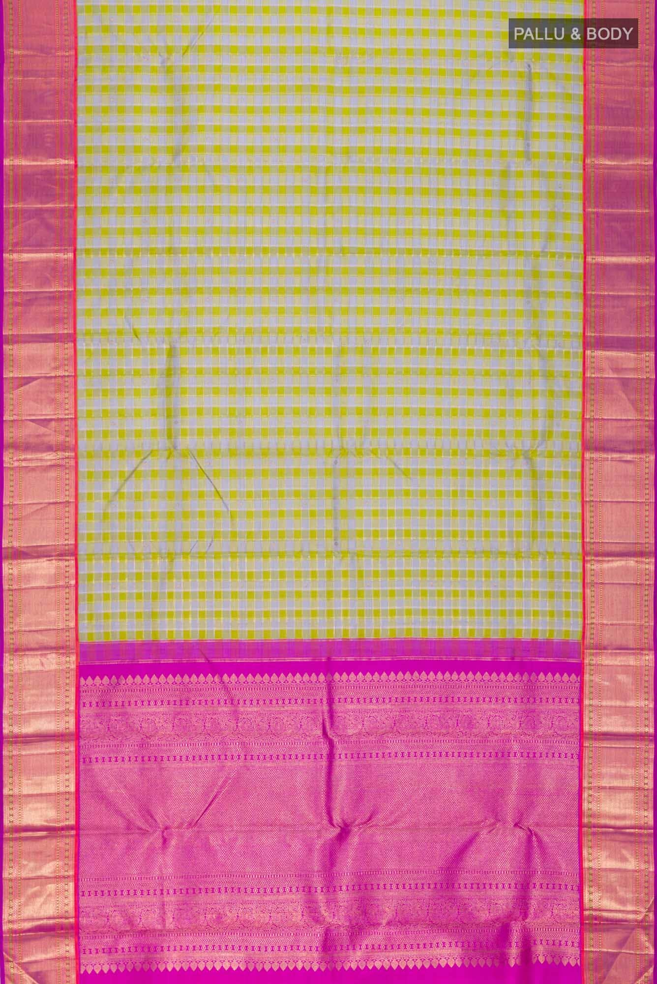 Pure Silk Pure Zari Green Kanjivaram Saree - Image 4