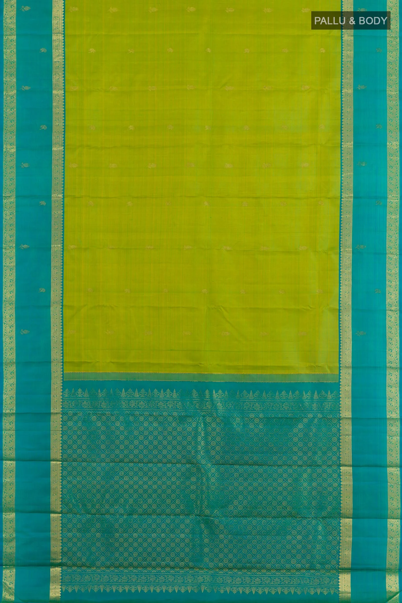 Green Kanjivaram Silk Saree - Image 3