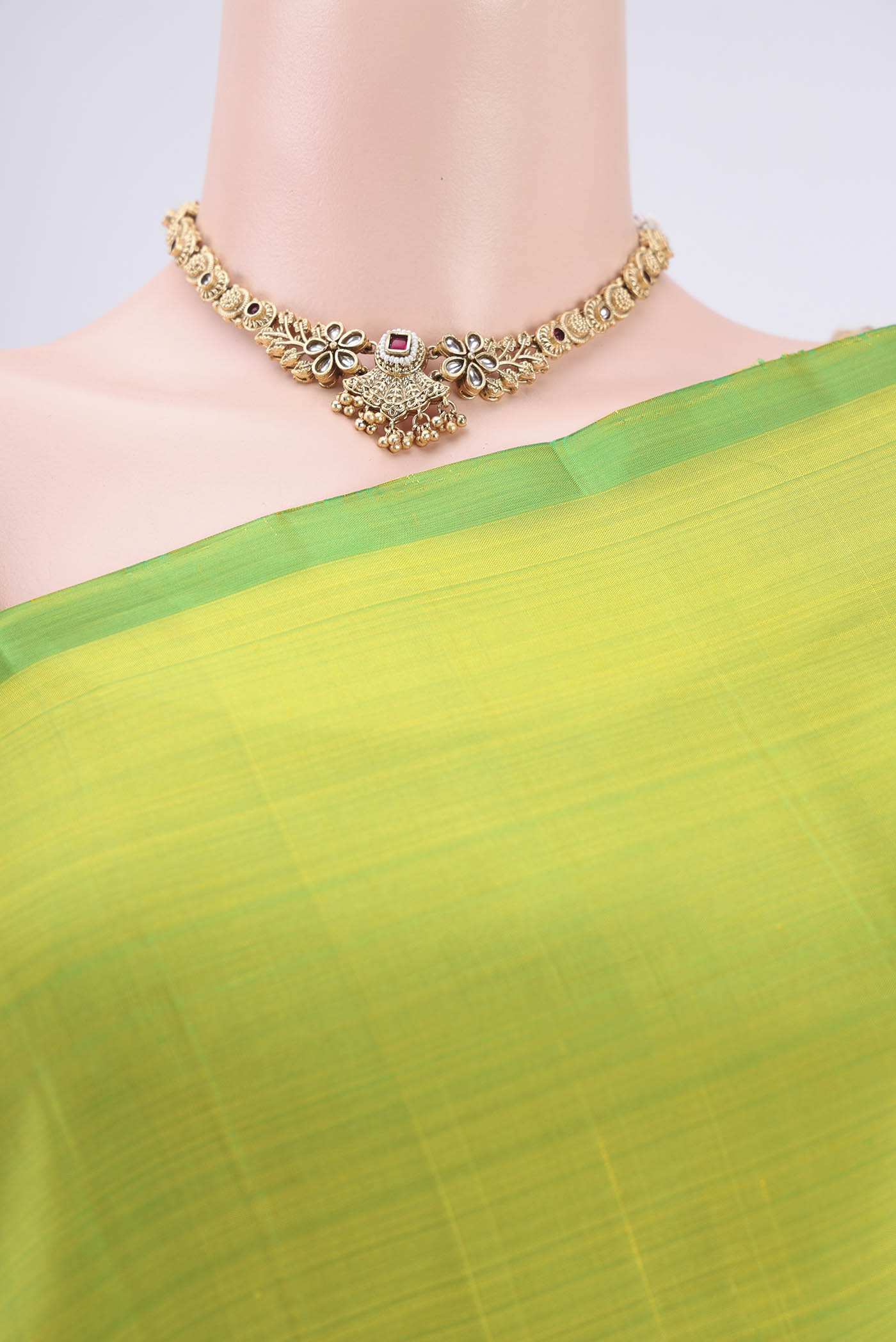 Green Kanjivaram Silk Saree - Image 2