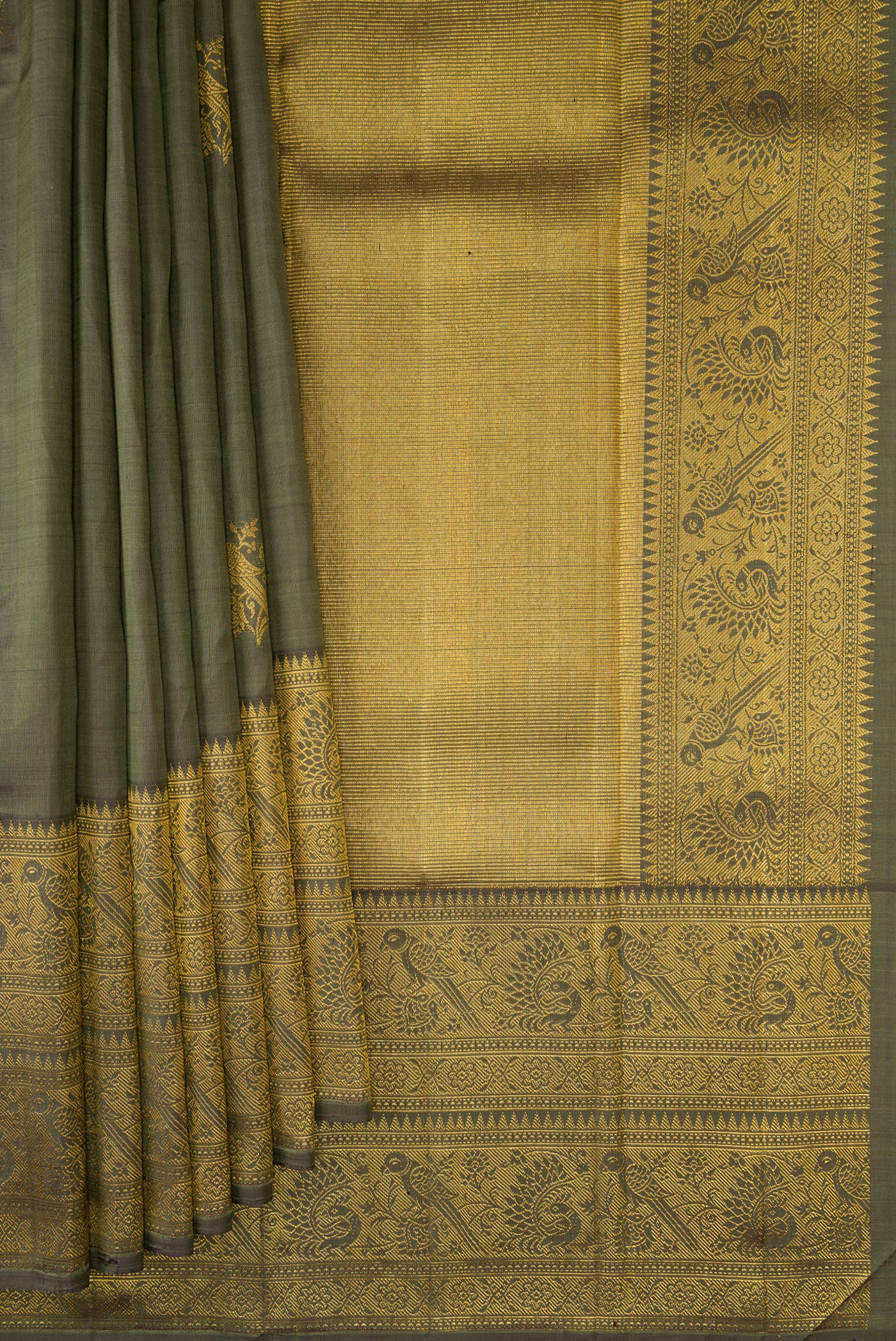 Green Kanjivaram Silk Saree - Image 4
