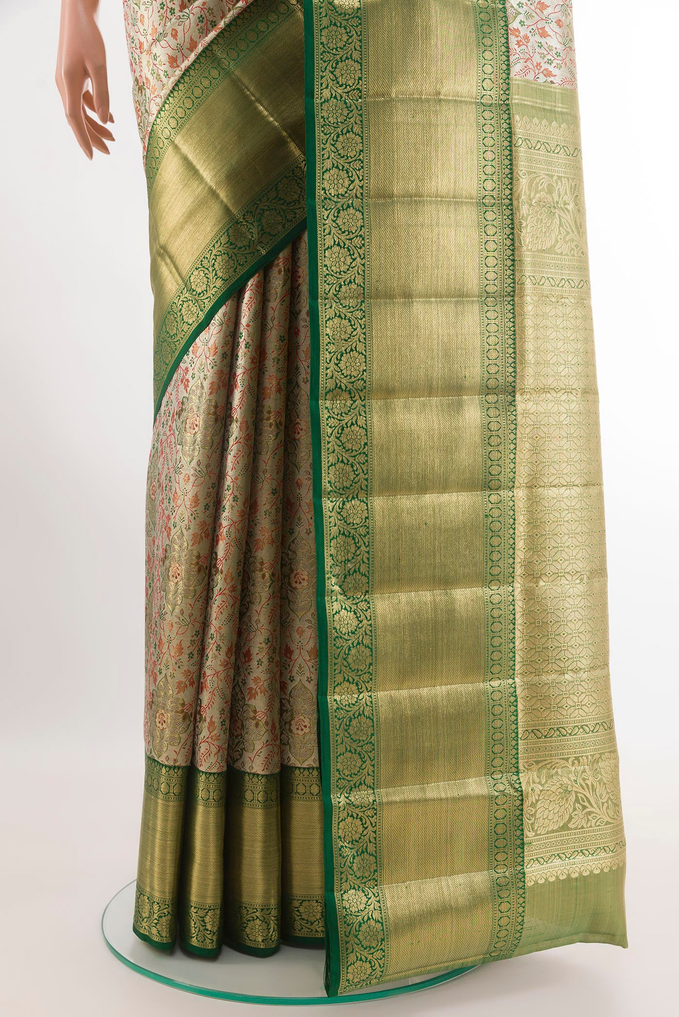 Light Green with Gold Color Kanjivaram Tissue Silk Saree - Image 3