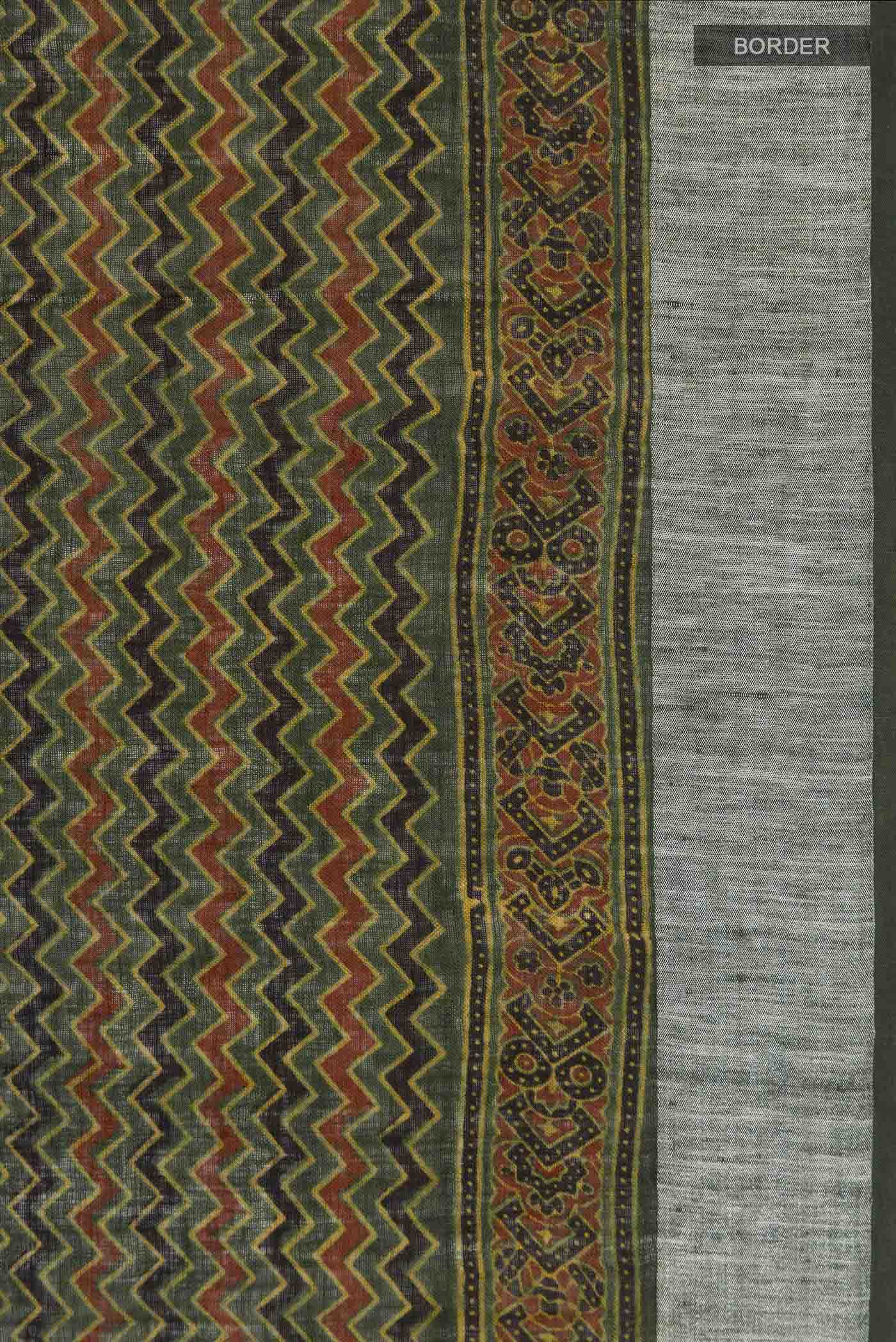 Green Linen Saree - Image 3