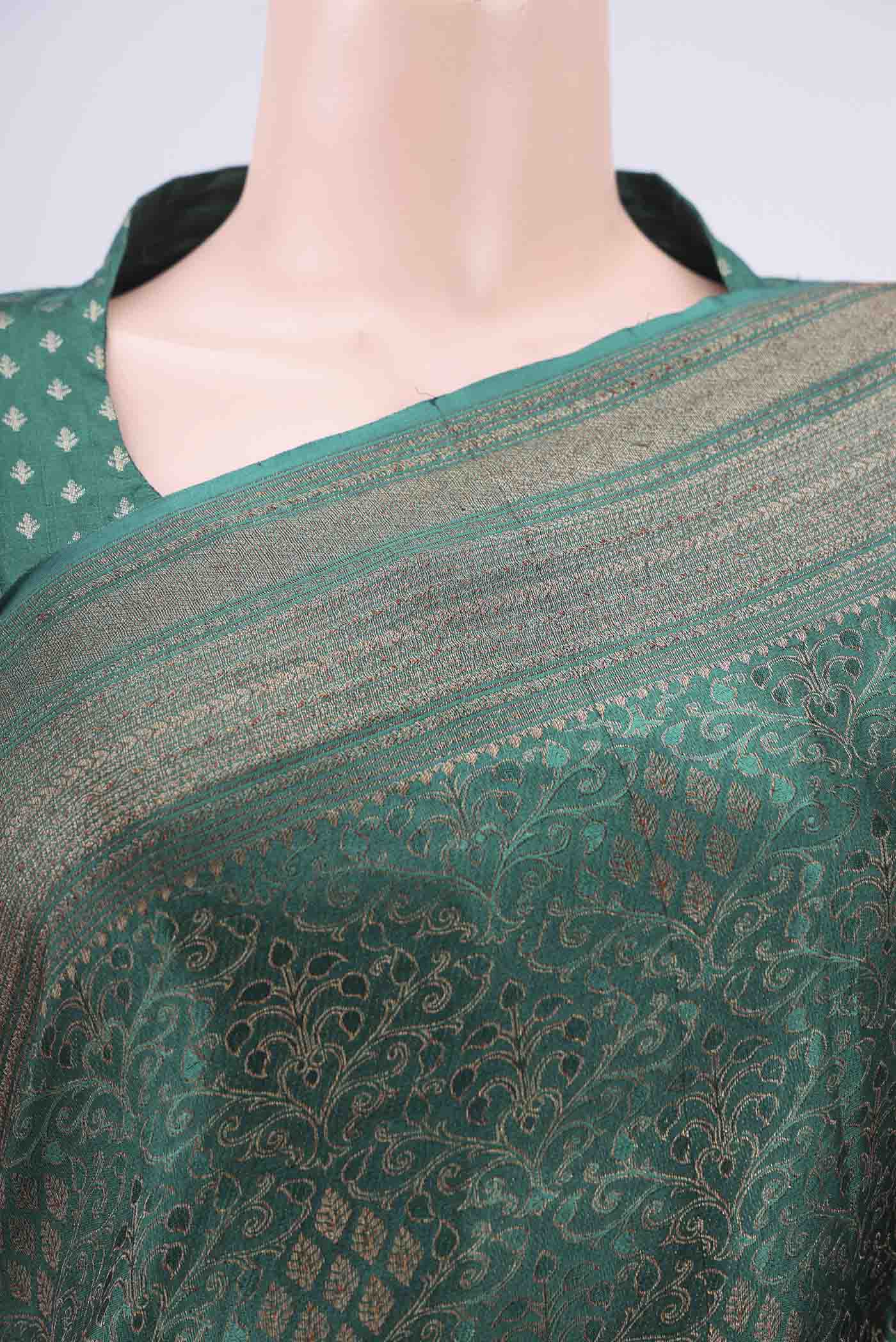 Green Mysore Crepe Saree - Image 2