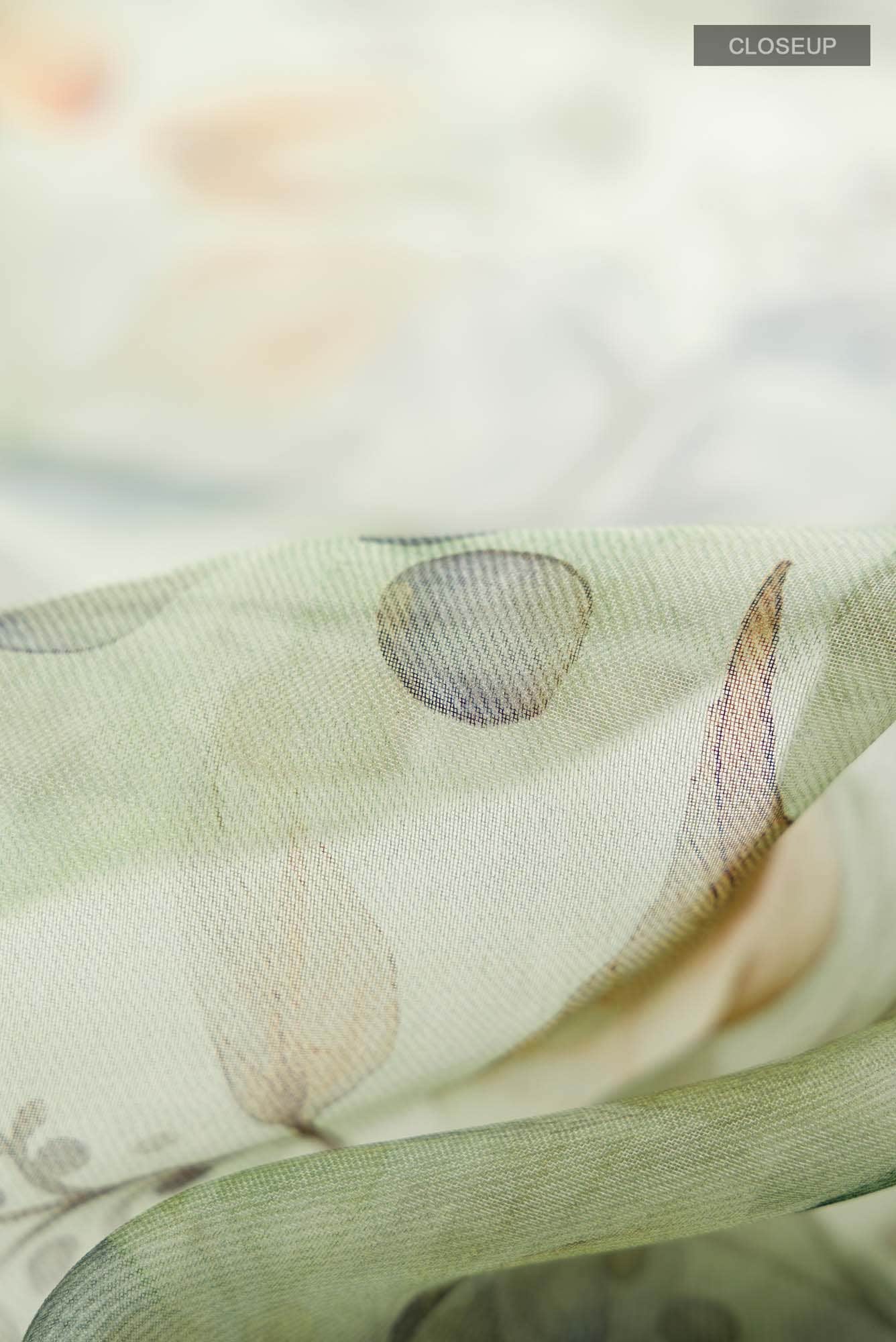 Green Organza Silk Saree - Image 2