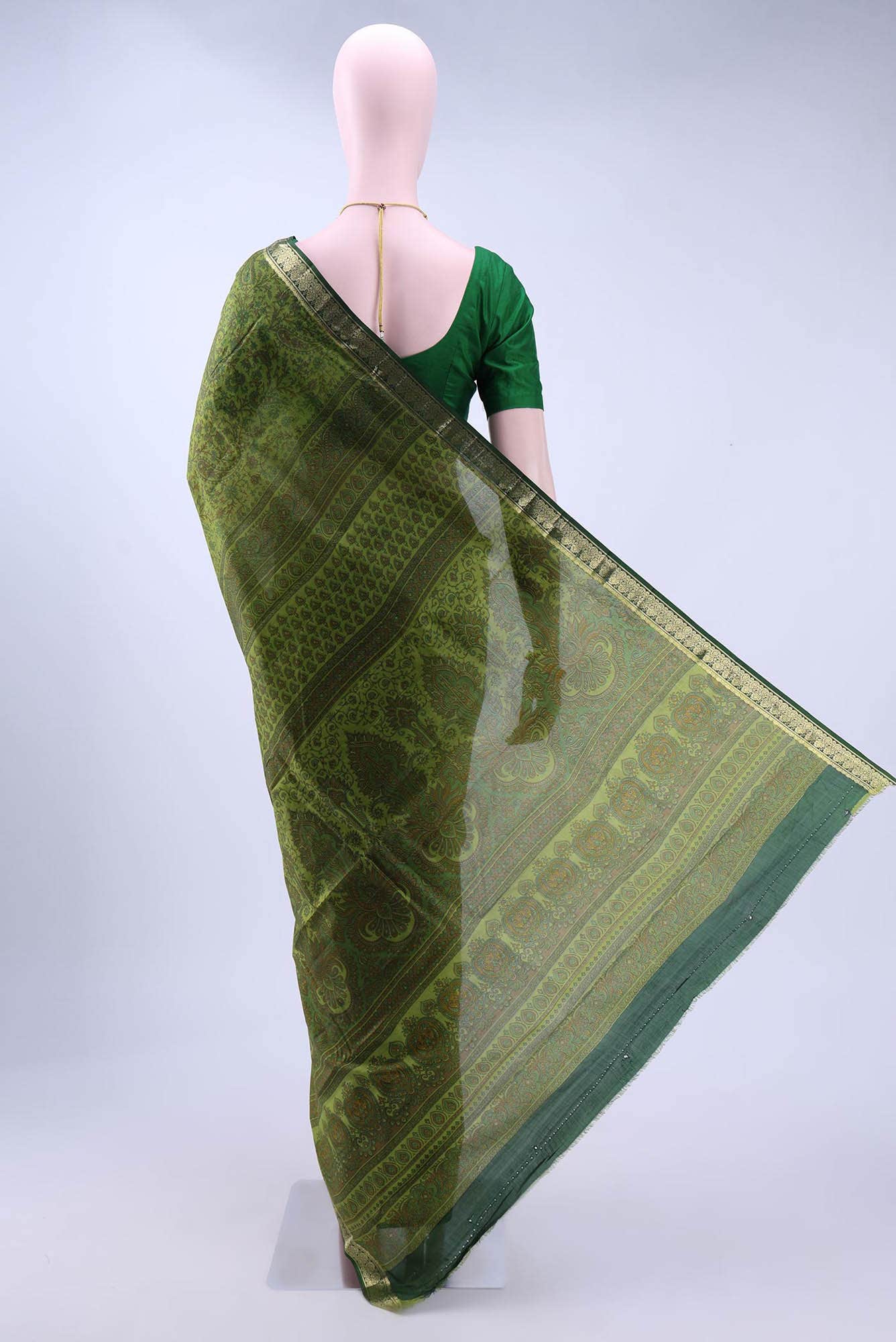 Green Printed Silk Saree - Image 3